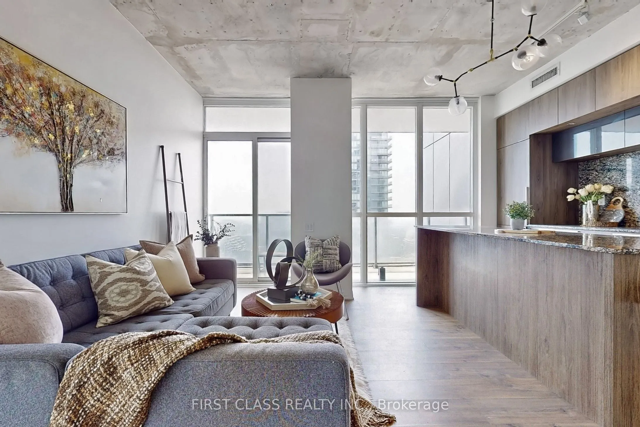 88 Blue Jays Way, #2708