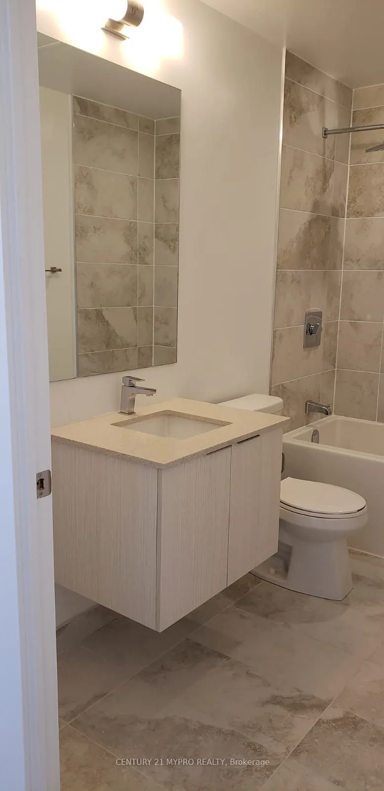 120 Parliament Street, #1407