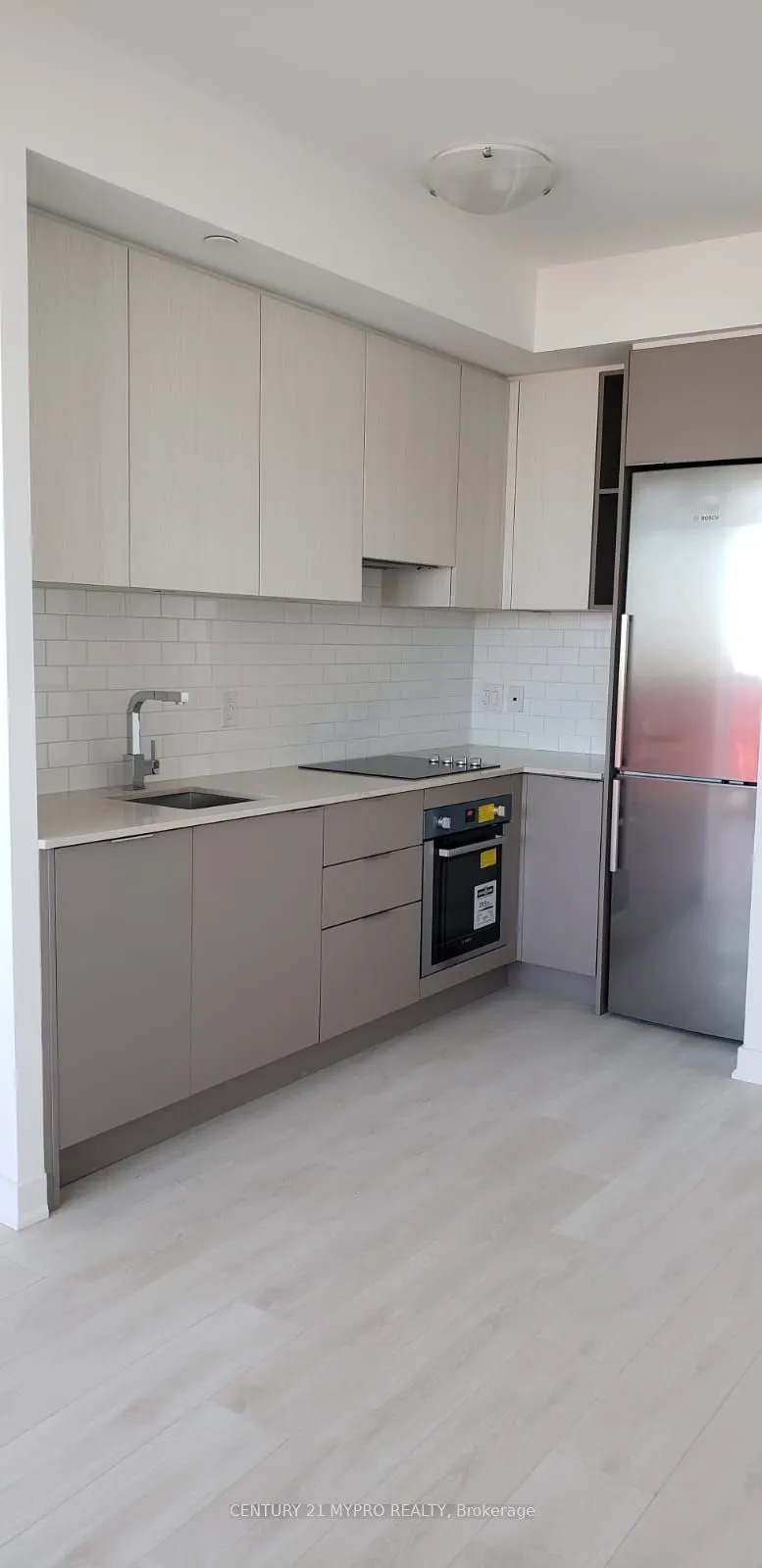 120 Parliament Street, #1407