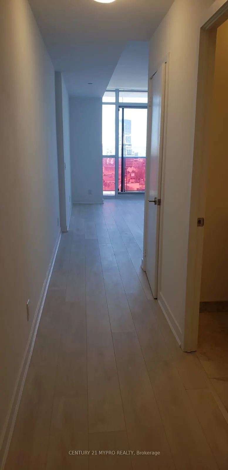 120 Parliament Street, #1407