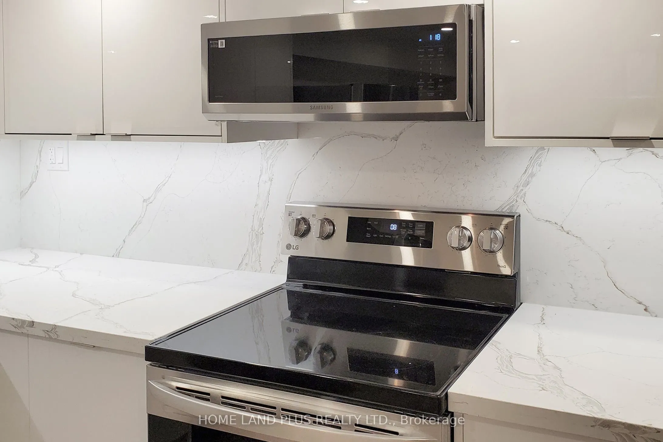 386 Princess Avenue, #Basement