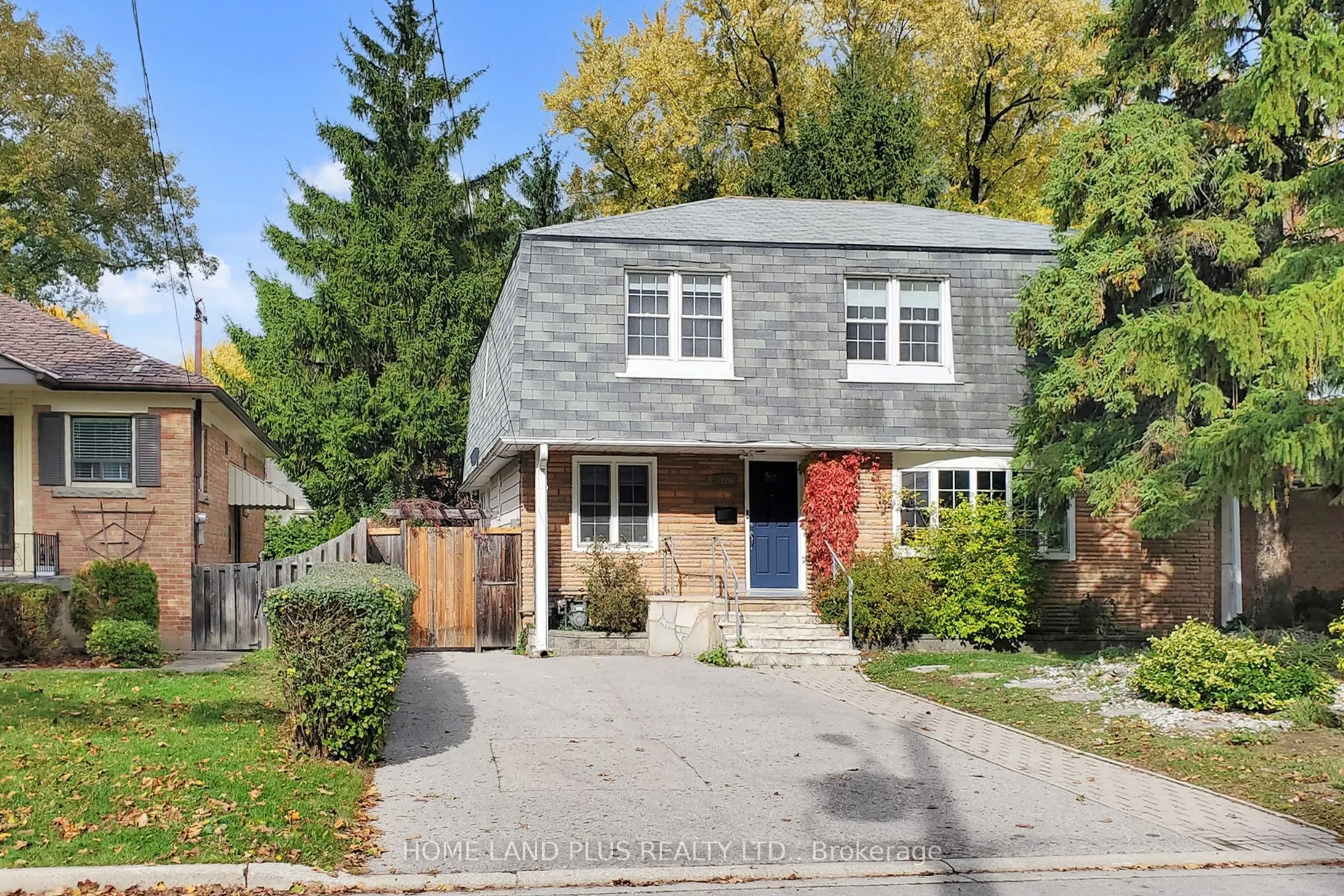 386 Princess Avenue, #Basement