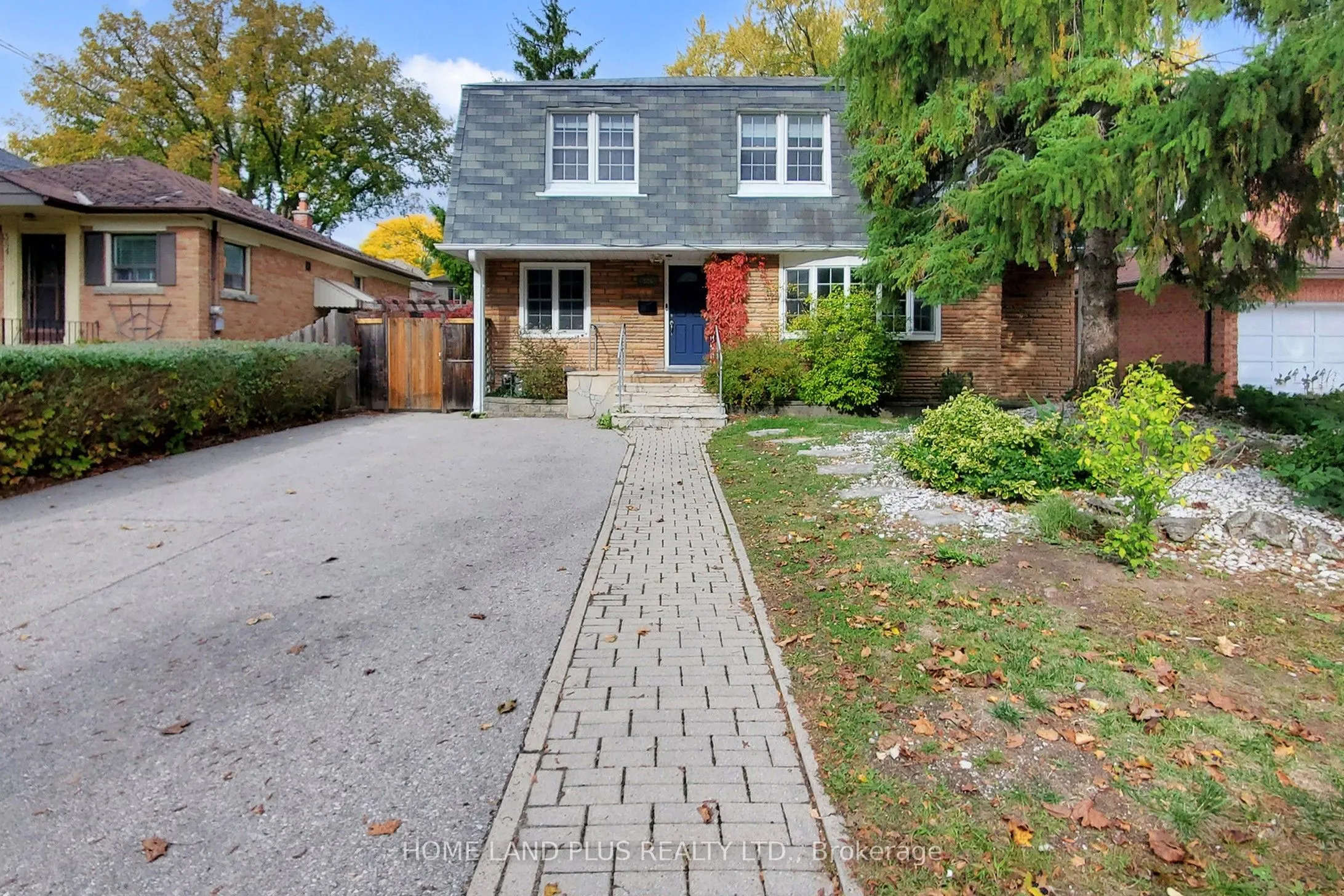 386 Princess Avenue, #Basement