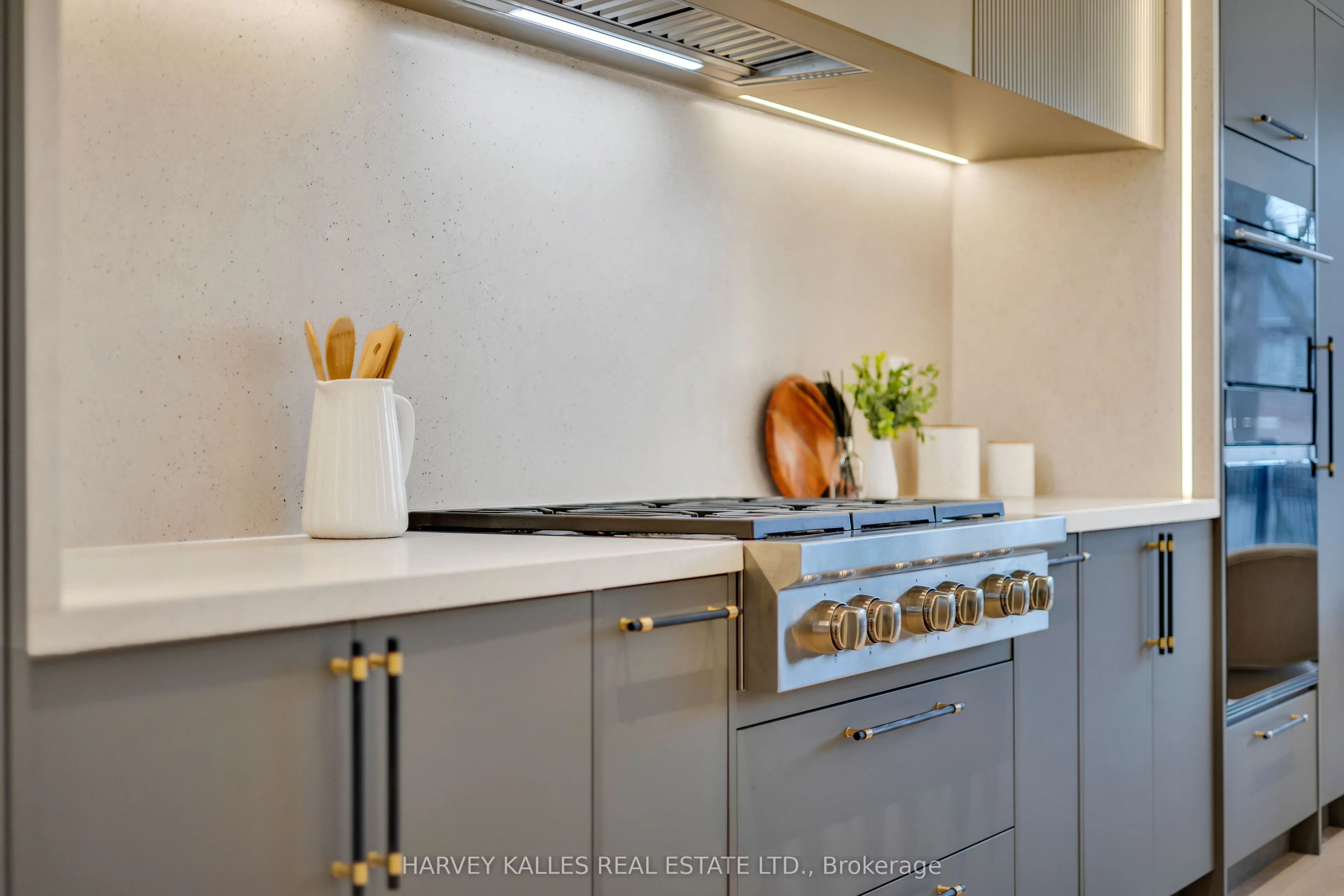 116 Briar Hill Avenue