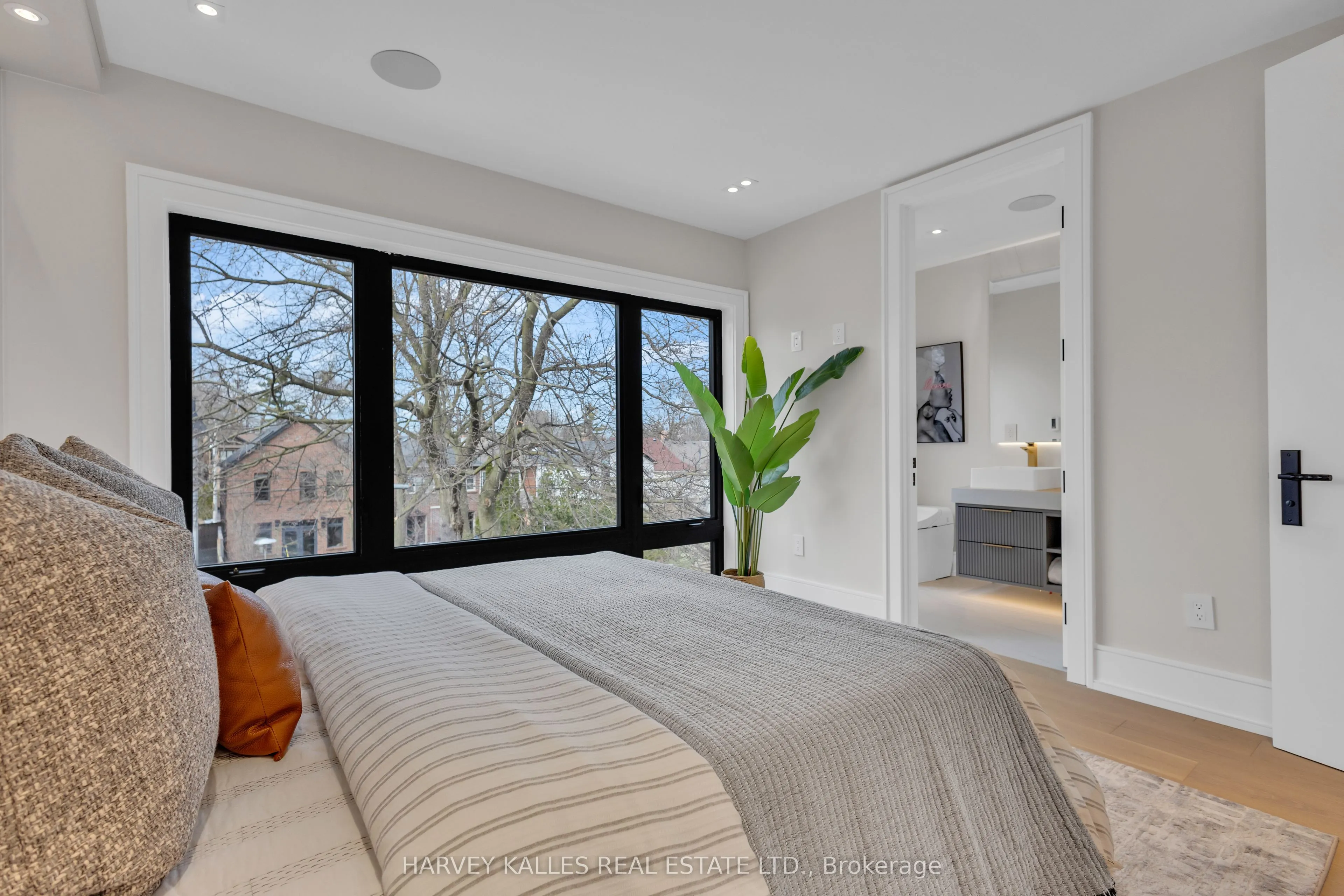 116 Briar Hill Avenue