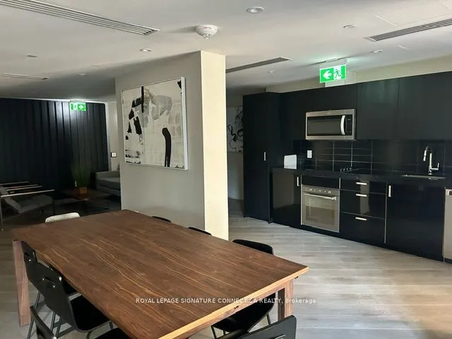 458 Richmond Street W, #1102