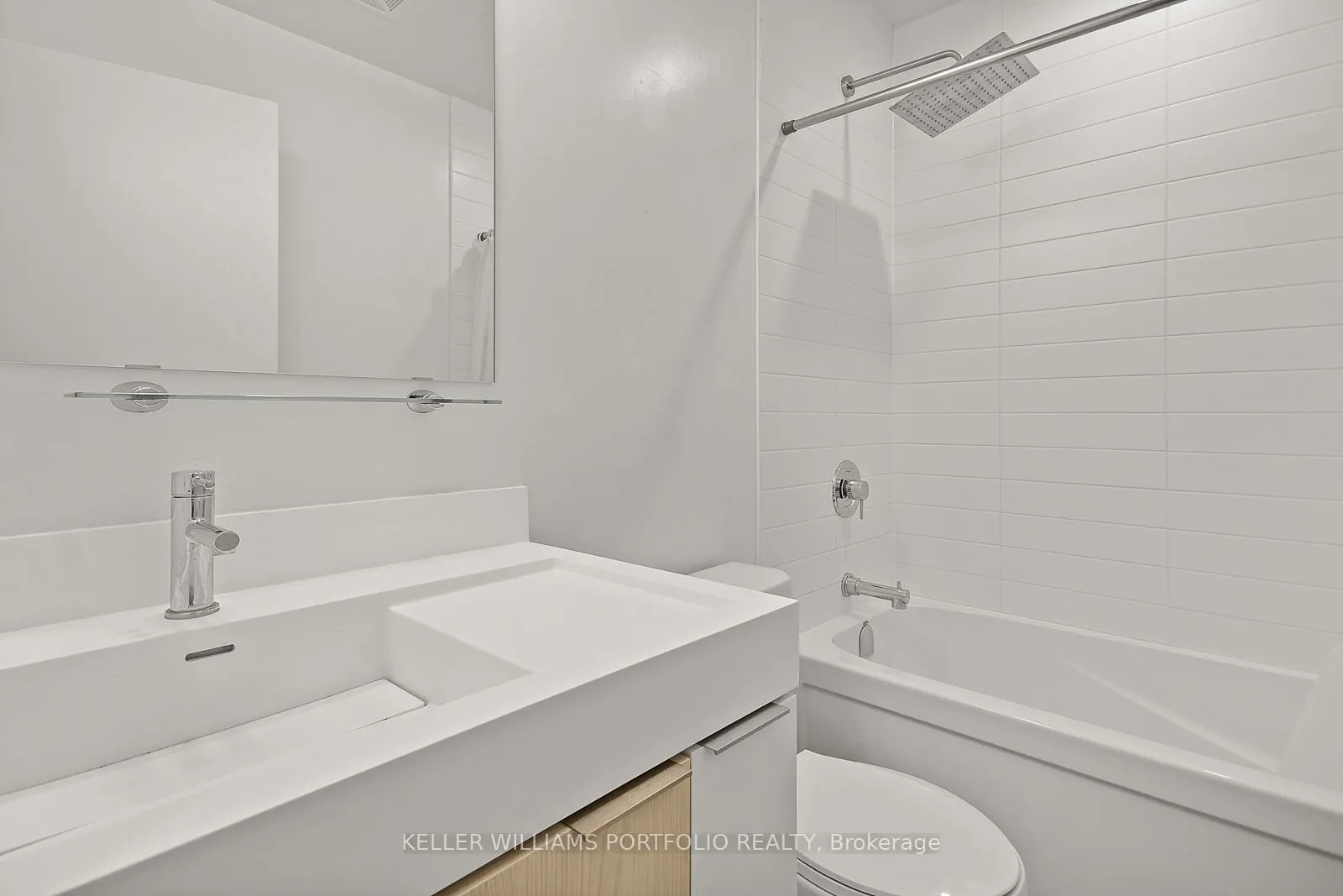 20 Tubman Avenue, #1303