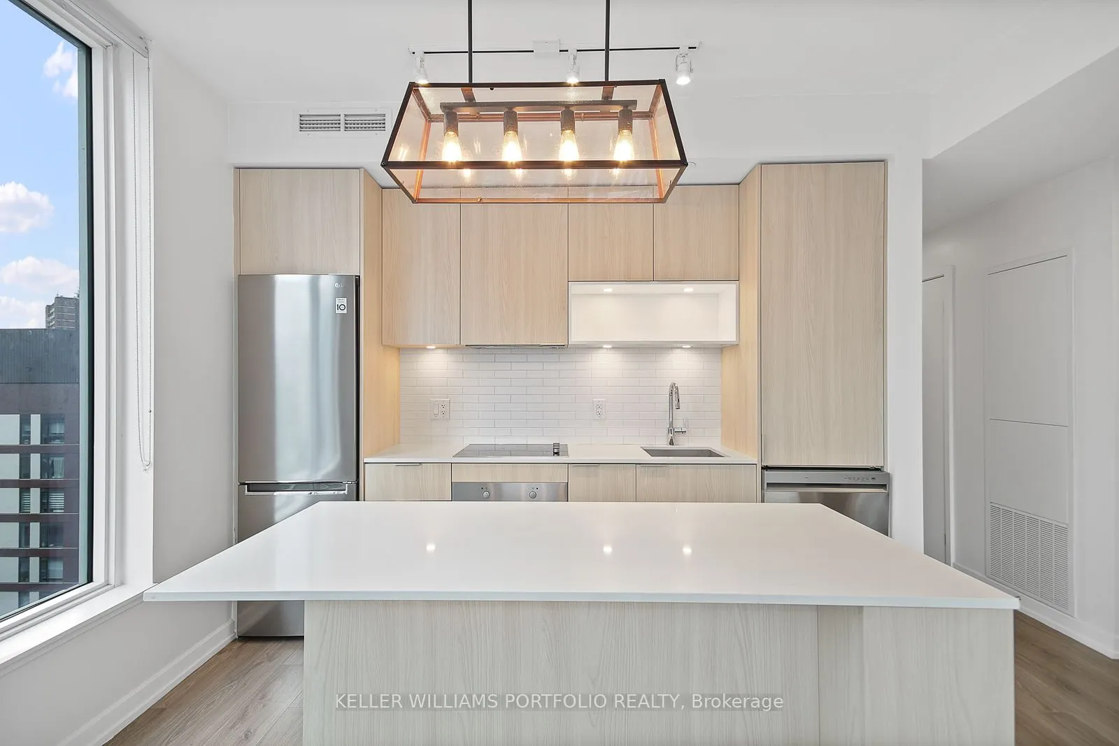 20 Tubman Avenue, #1303