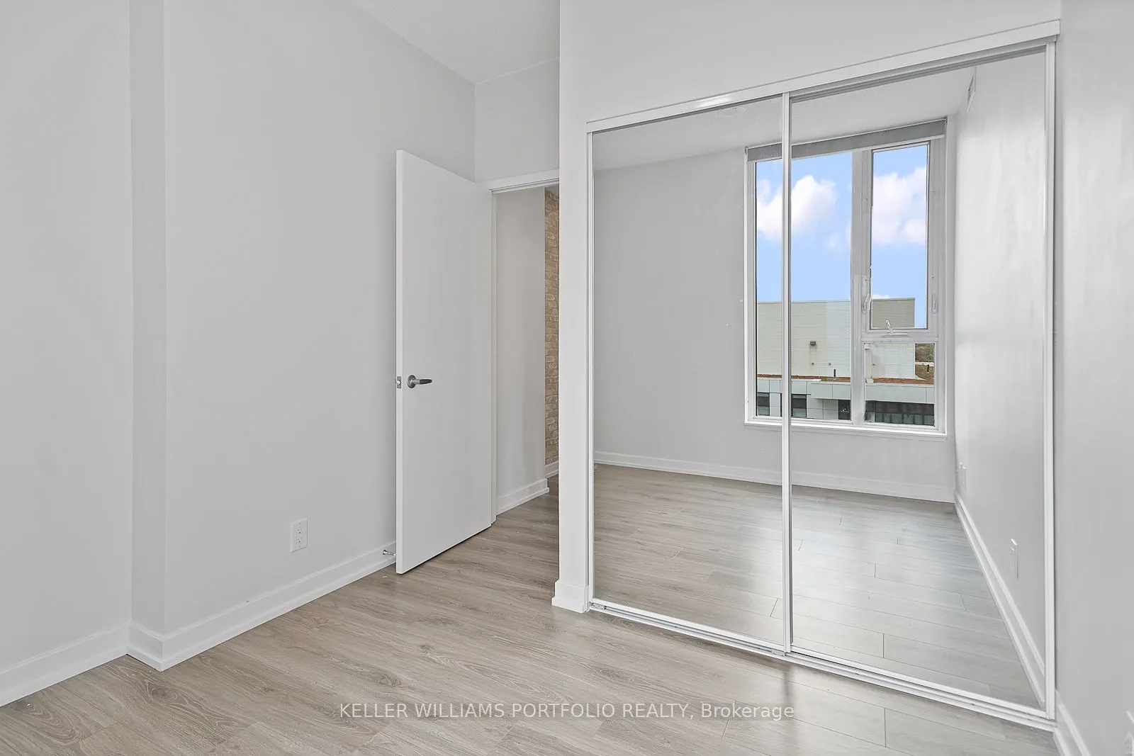 20 Tubman Avenue, #1303