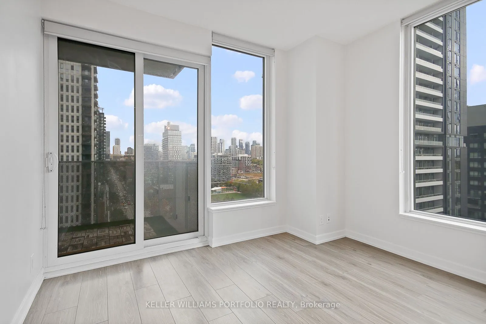 20 Tubman Avenue, #1303