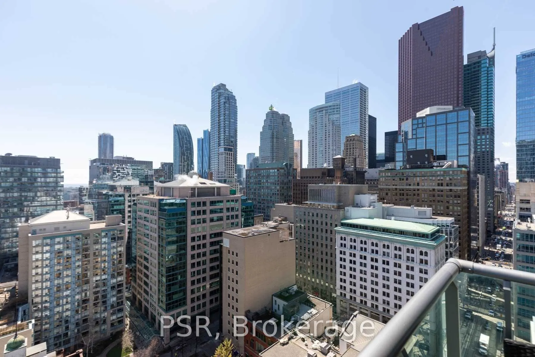 33 Lombard Street, #2201