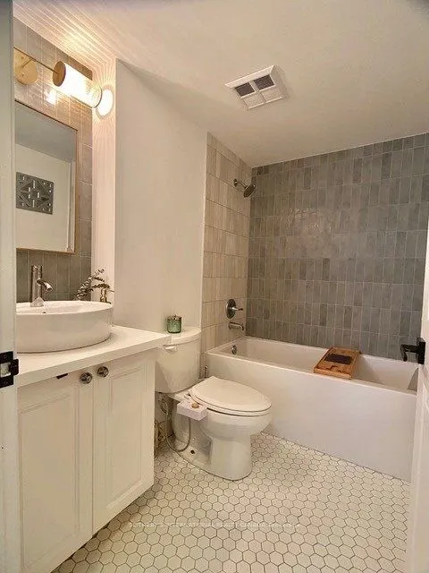 311 Richmond Street E, #302