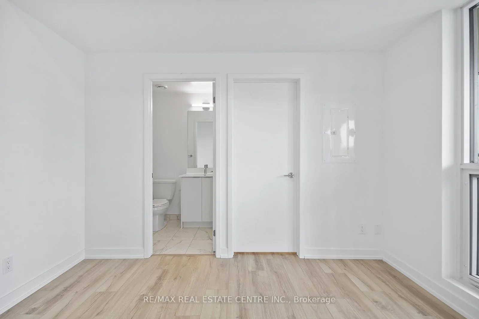 181 Sheppard Avenue E, #424