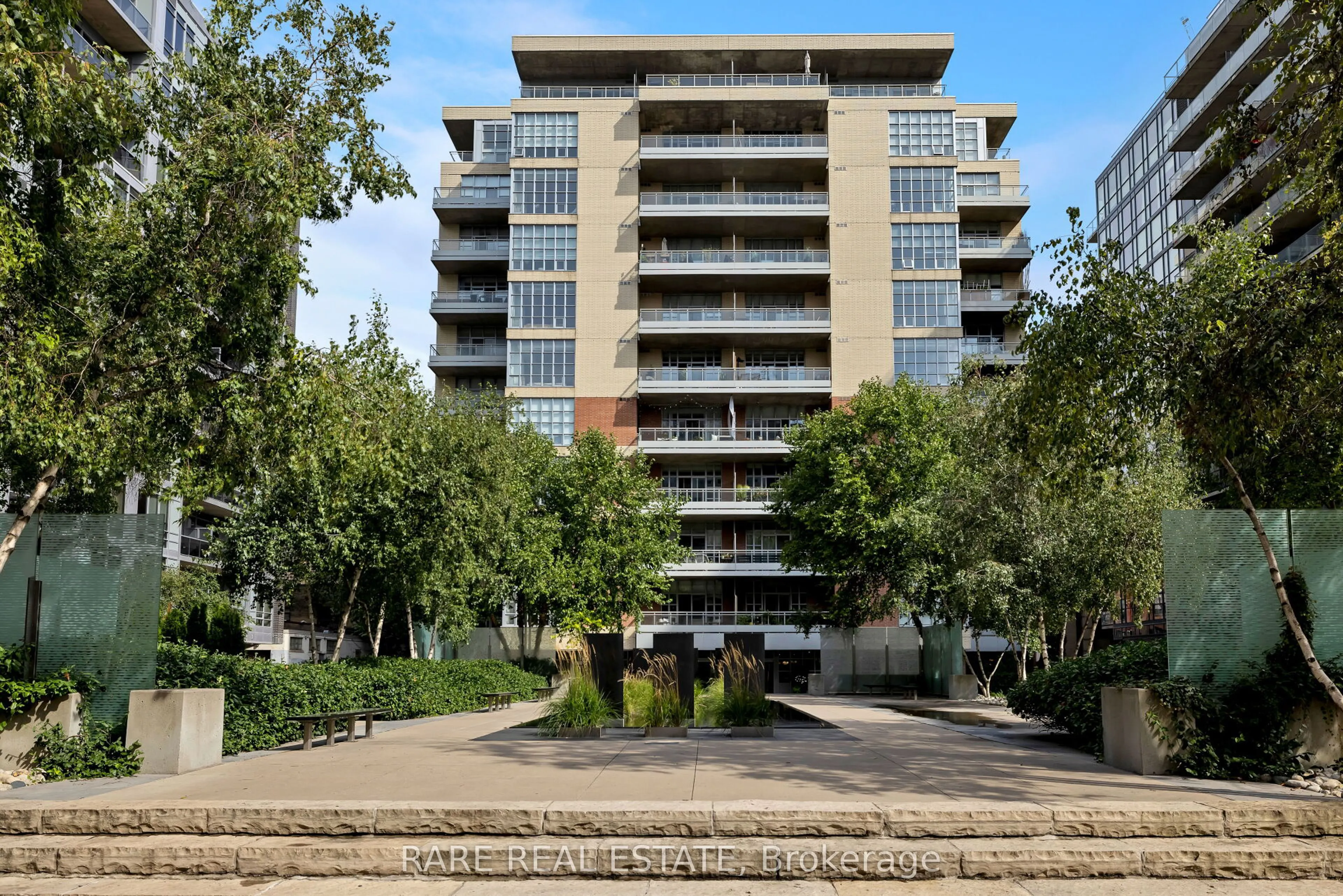 23 Brant Street, #609