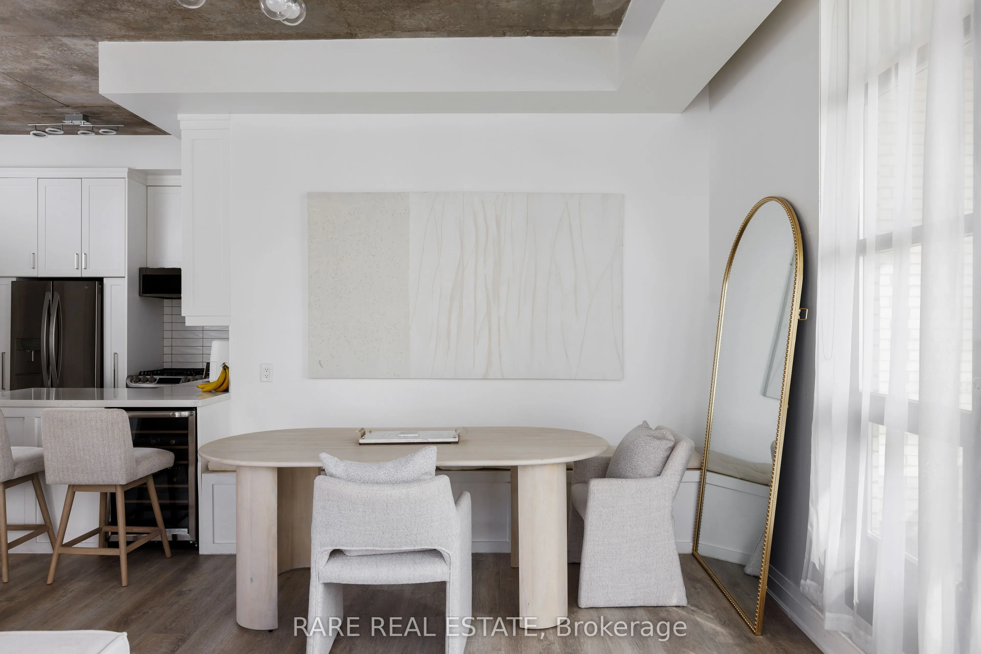 23 Brant Street, #609