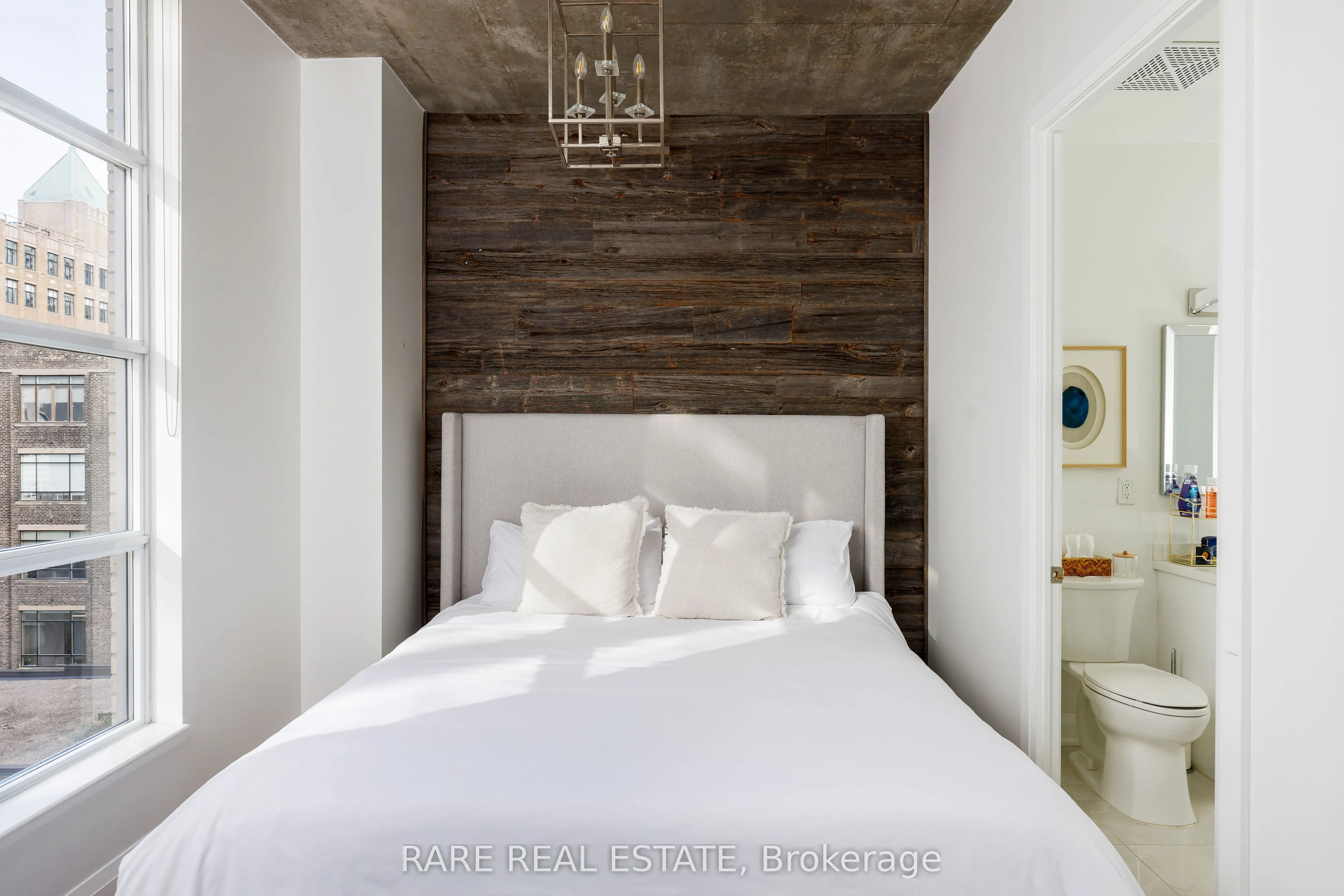 23 Brant Street, #609