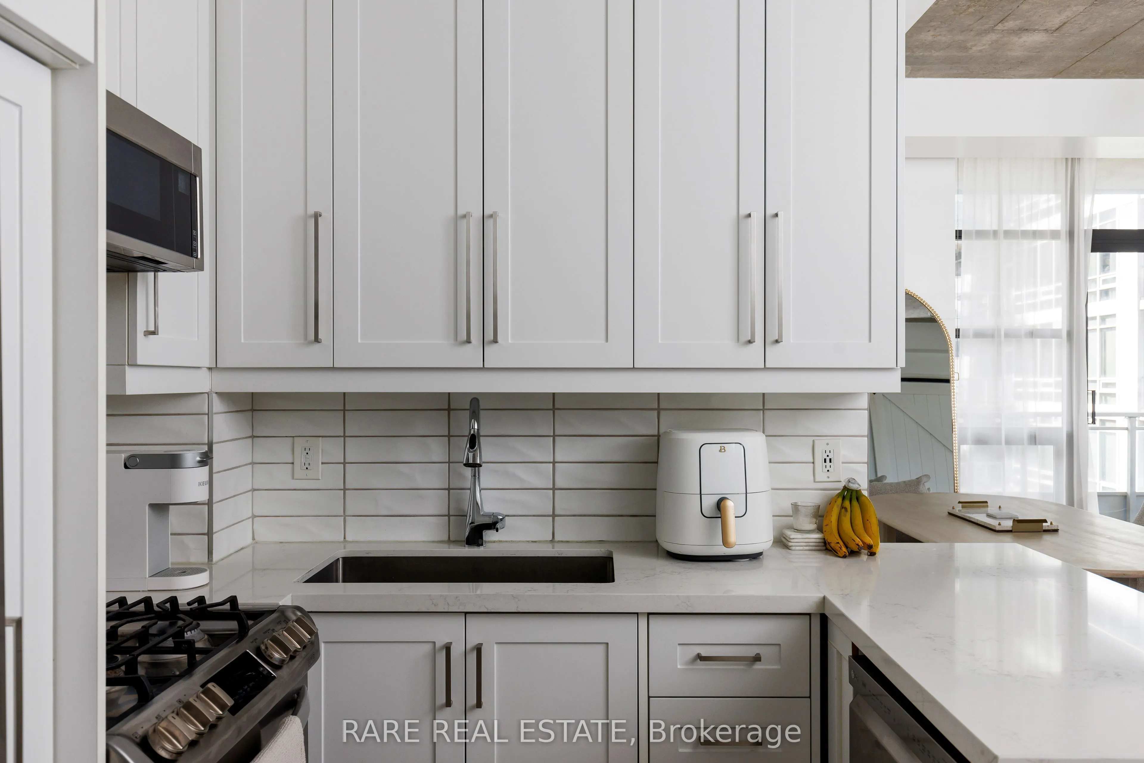 23 Brant Street, #609