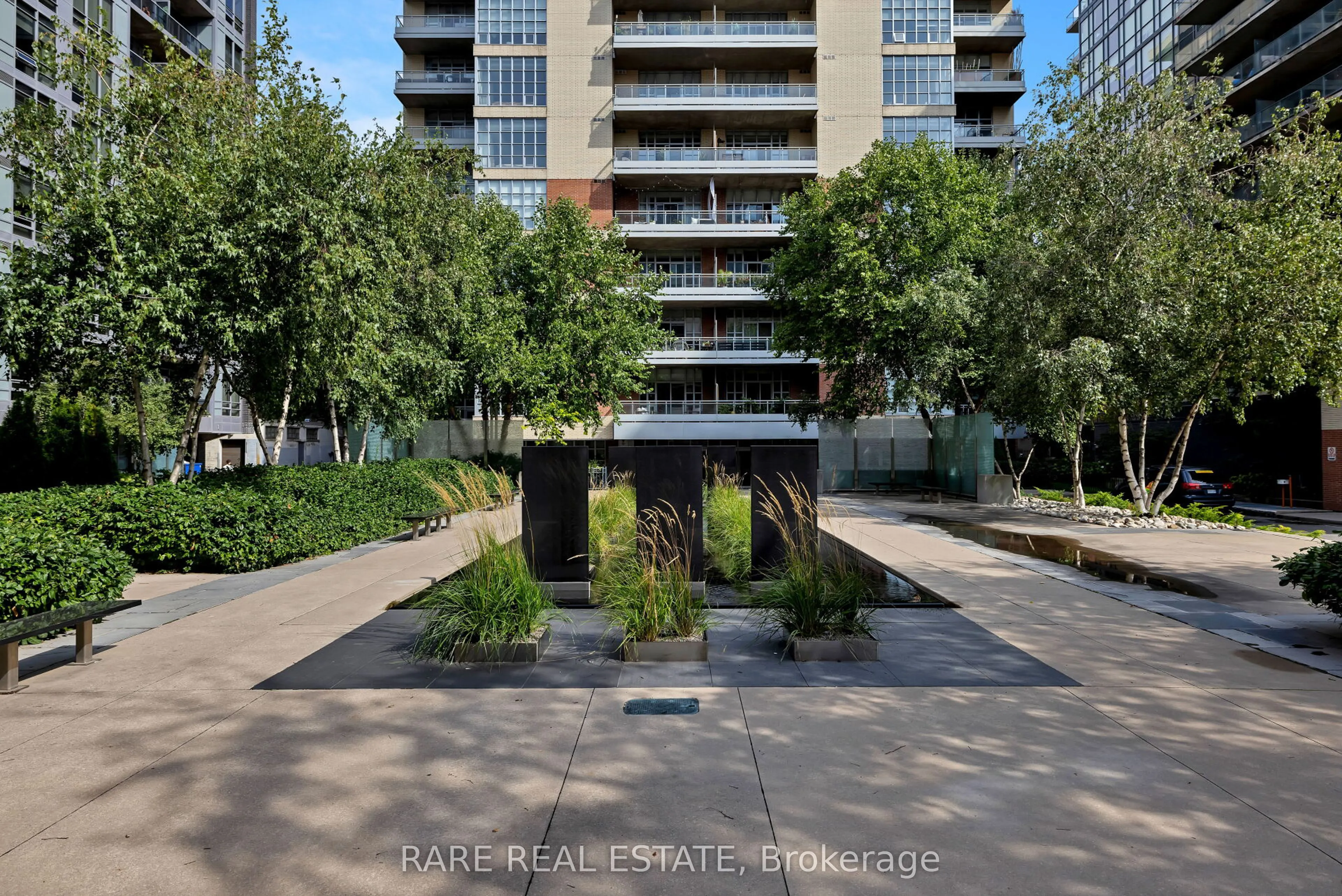 23 Brant Street, #609