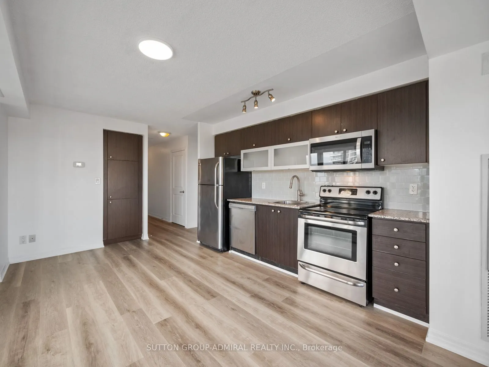 2015 Sheppard Avenue E, #1109
