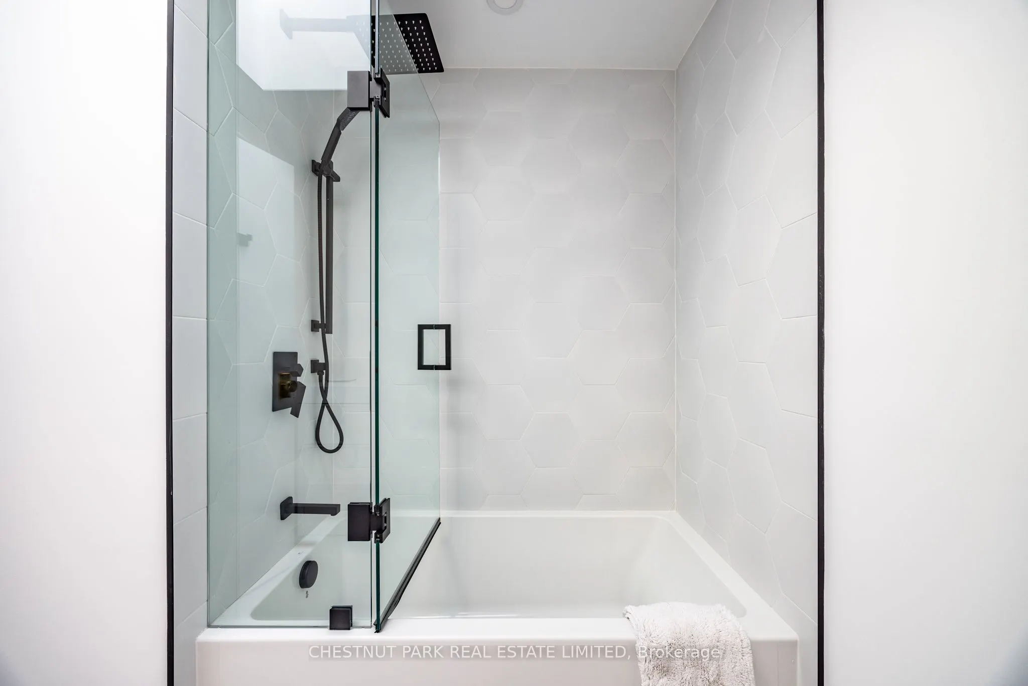 414 Bedford Park Avenue