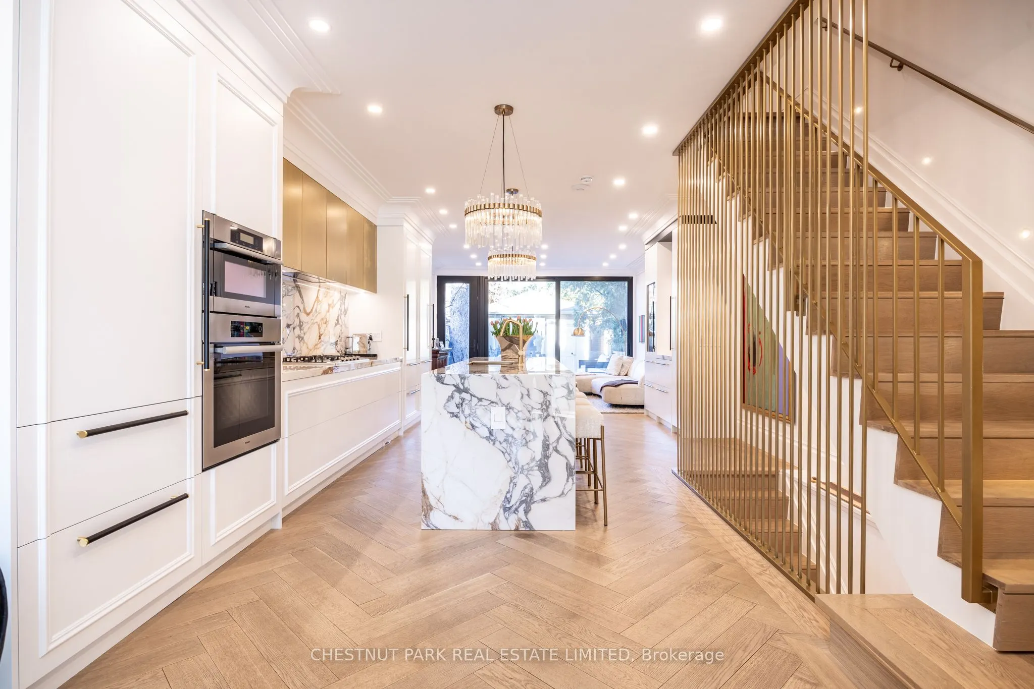 414 Bedford Park Avenue