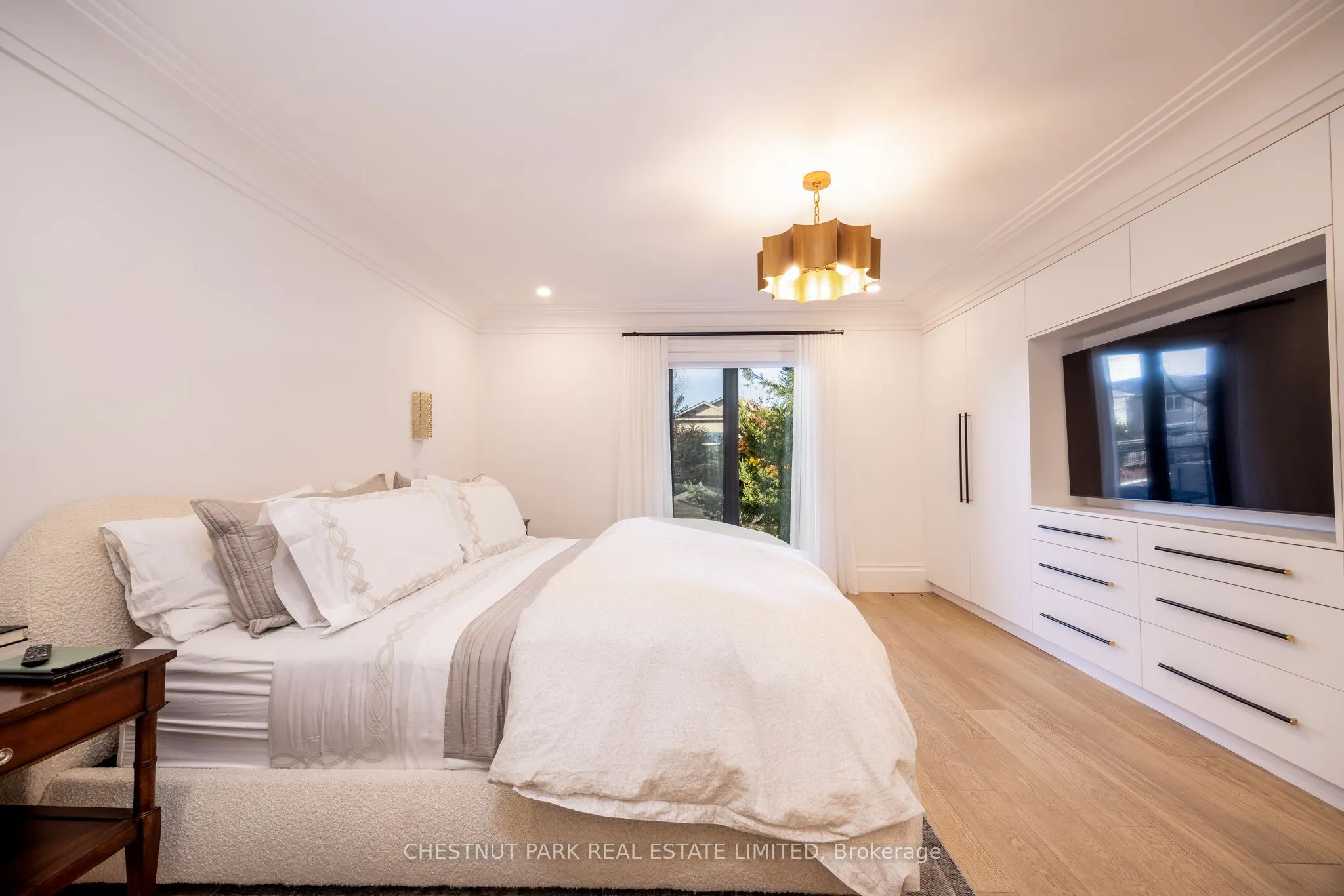 414 Bedford Park Avenue