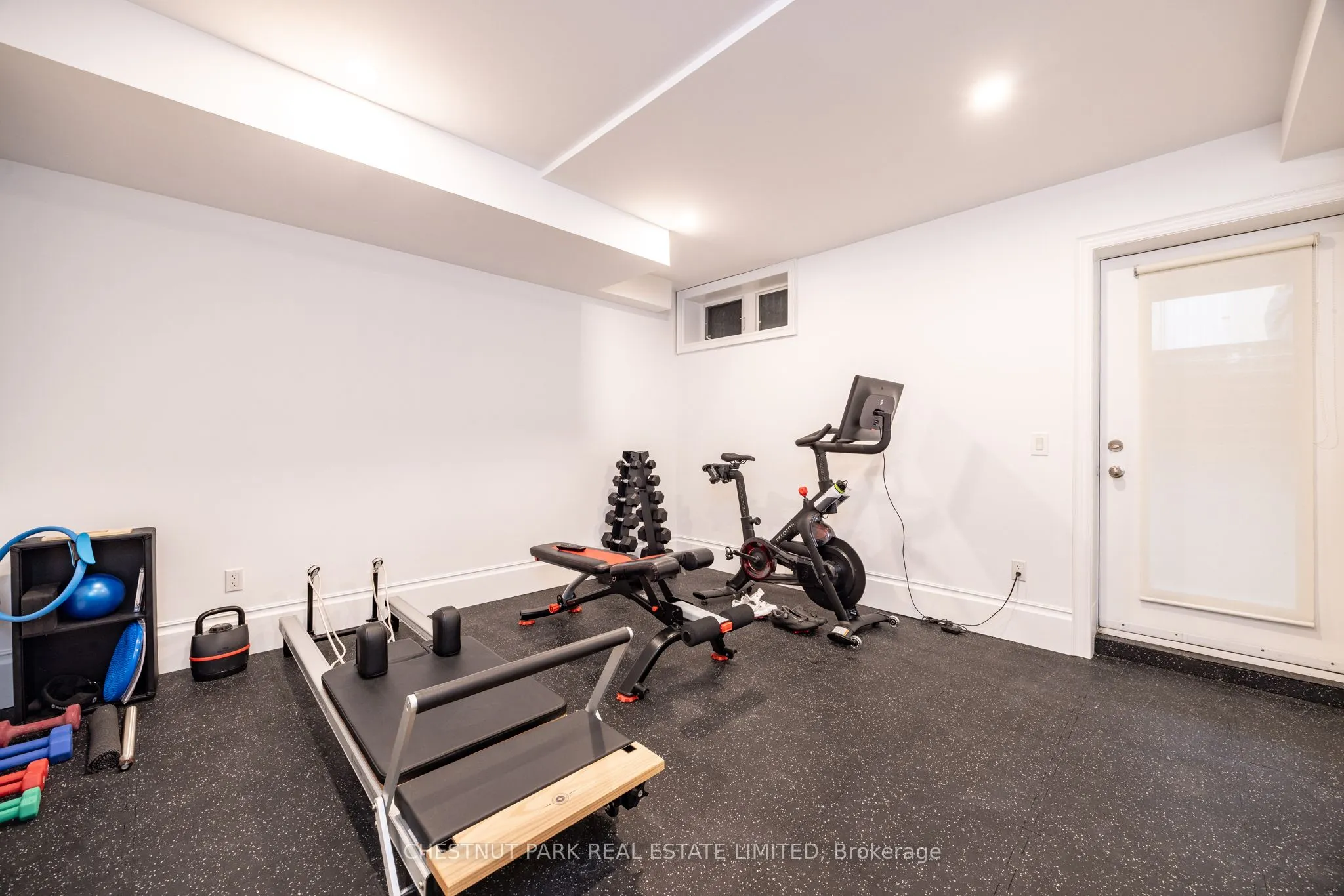 414 Bedford Park Avenue