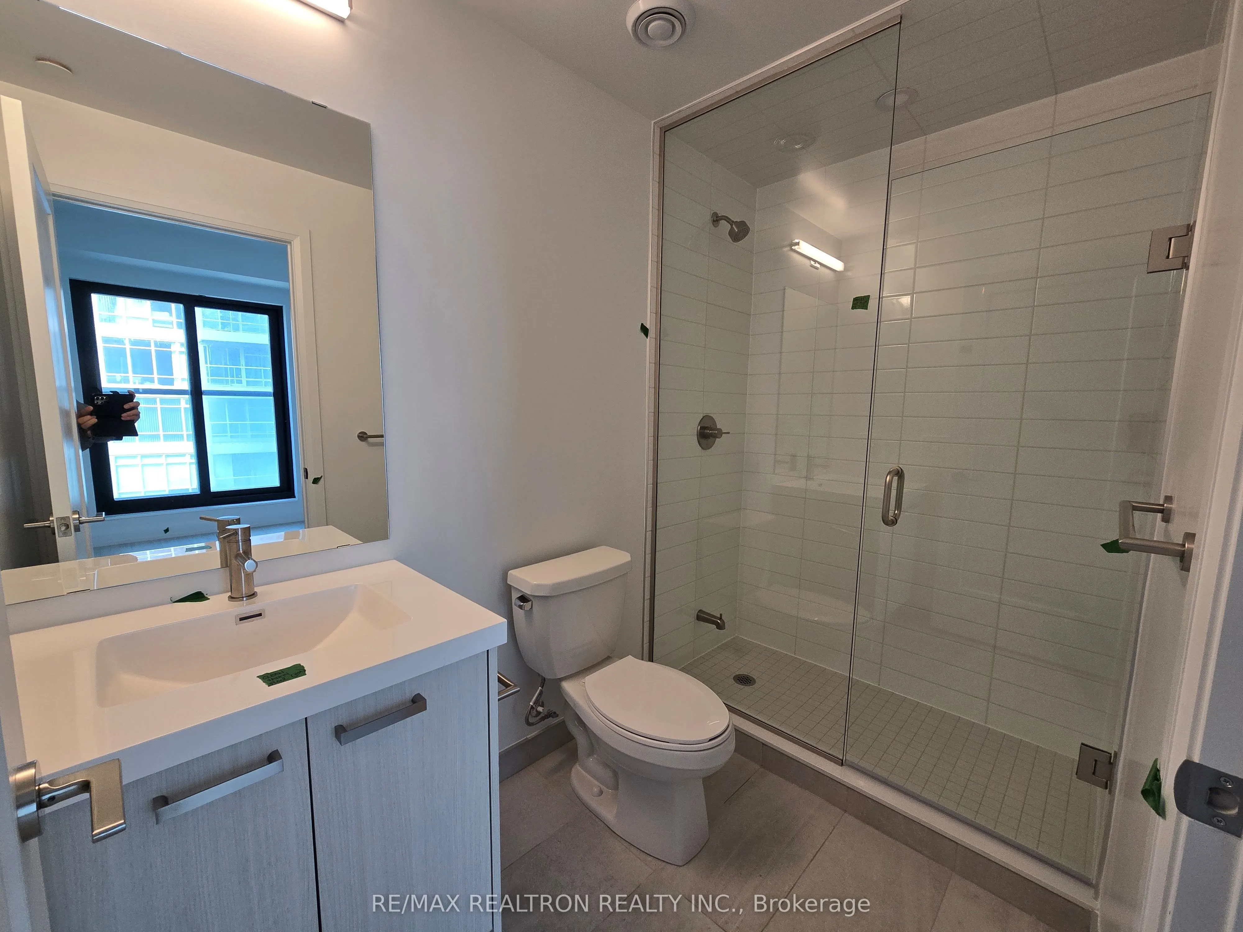 20 Soudan Avenue, #1201