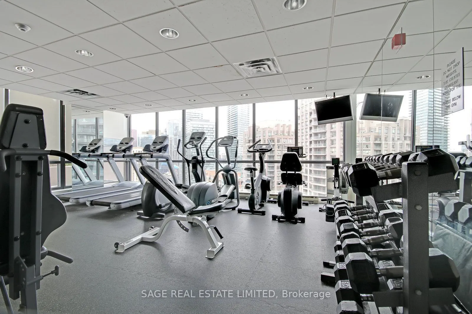 24 Wellesley Street W, #912