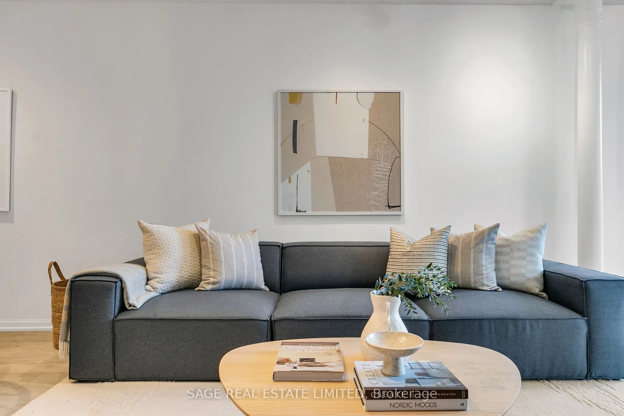 24 Wellesley Street W, #912