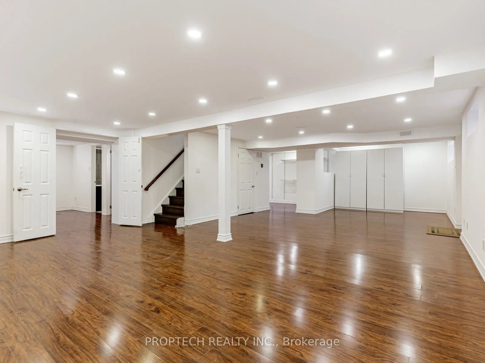 16 Shaunavon Heights Crescent