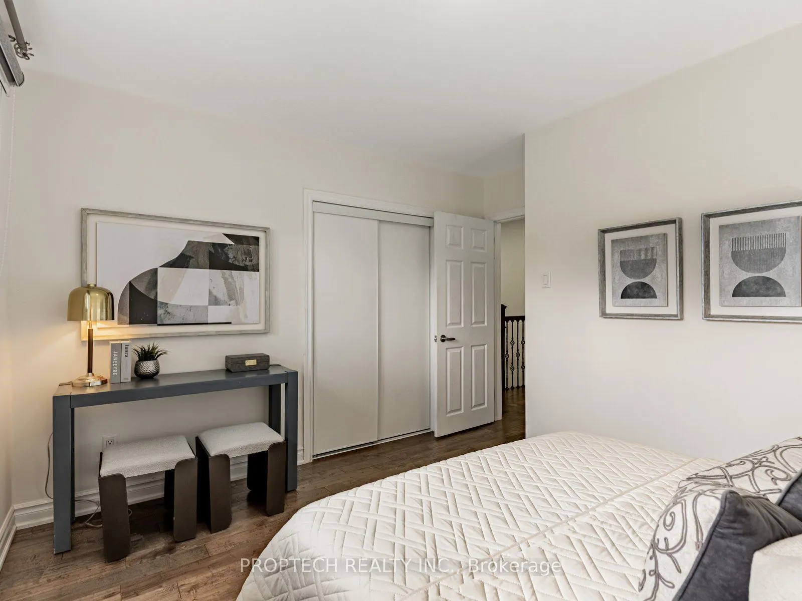 16 Shaunavon Heights Crescent