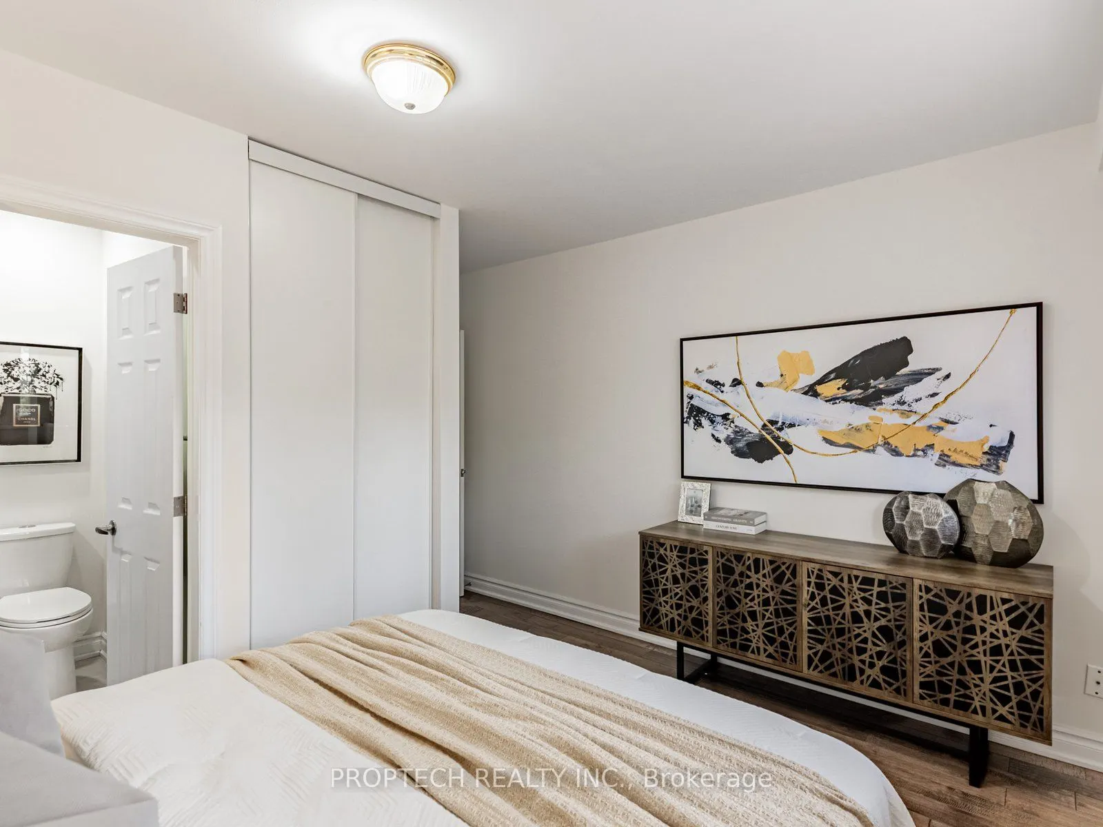 16 Shaunavon Heights Crescent