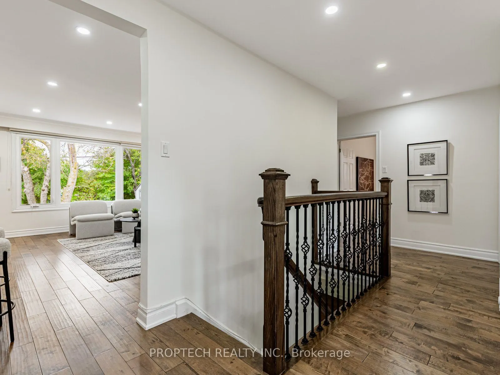 16 Shaunavon Heights Crescent