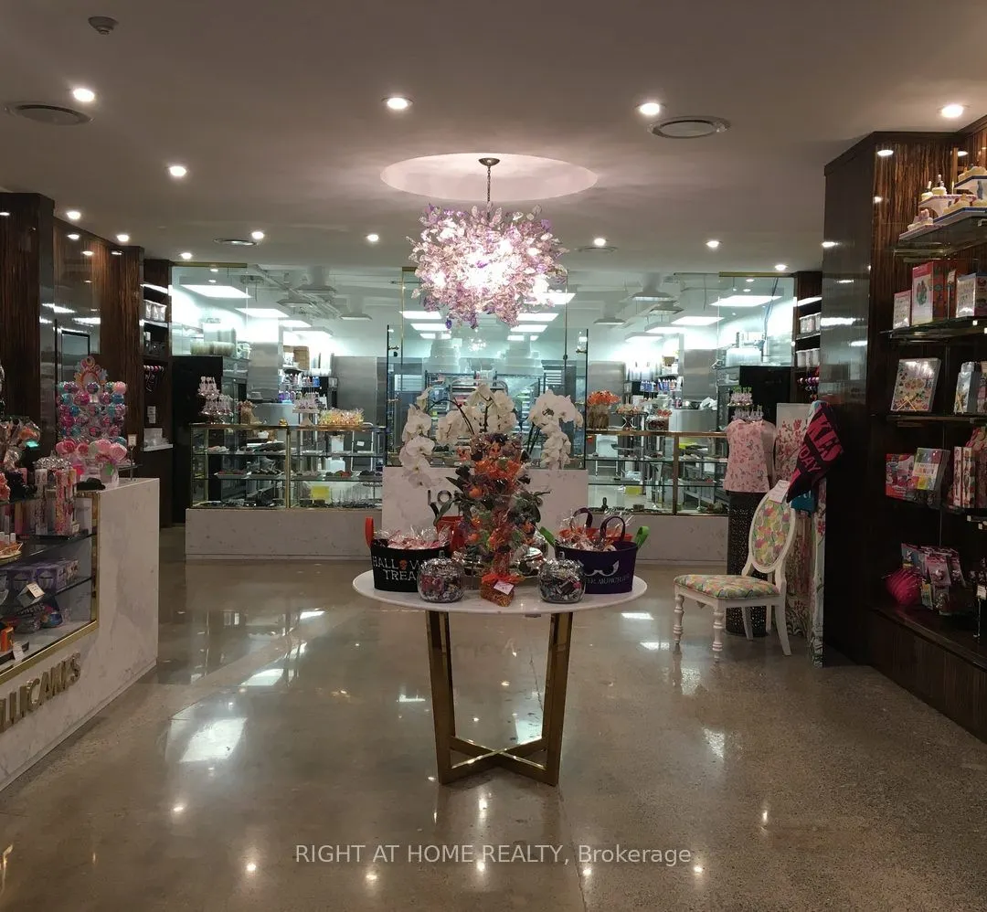 500 Lawrence Avenue, #29