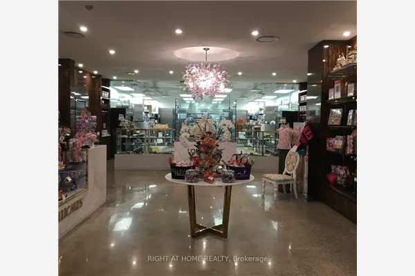 500 Lawrence Avenue, #29