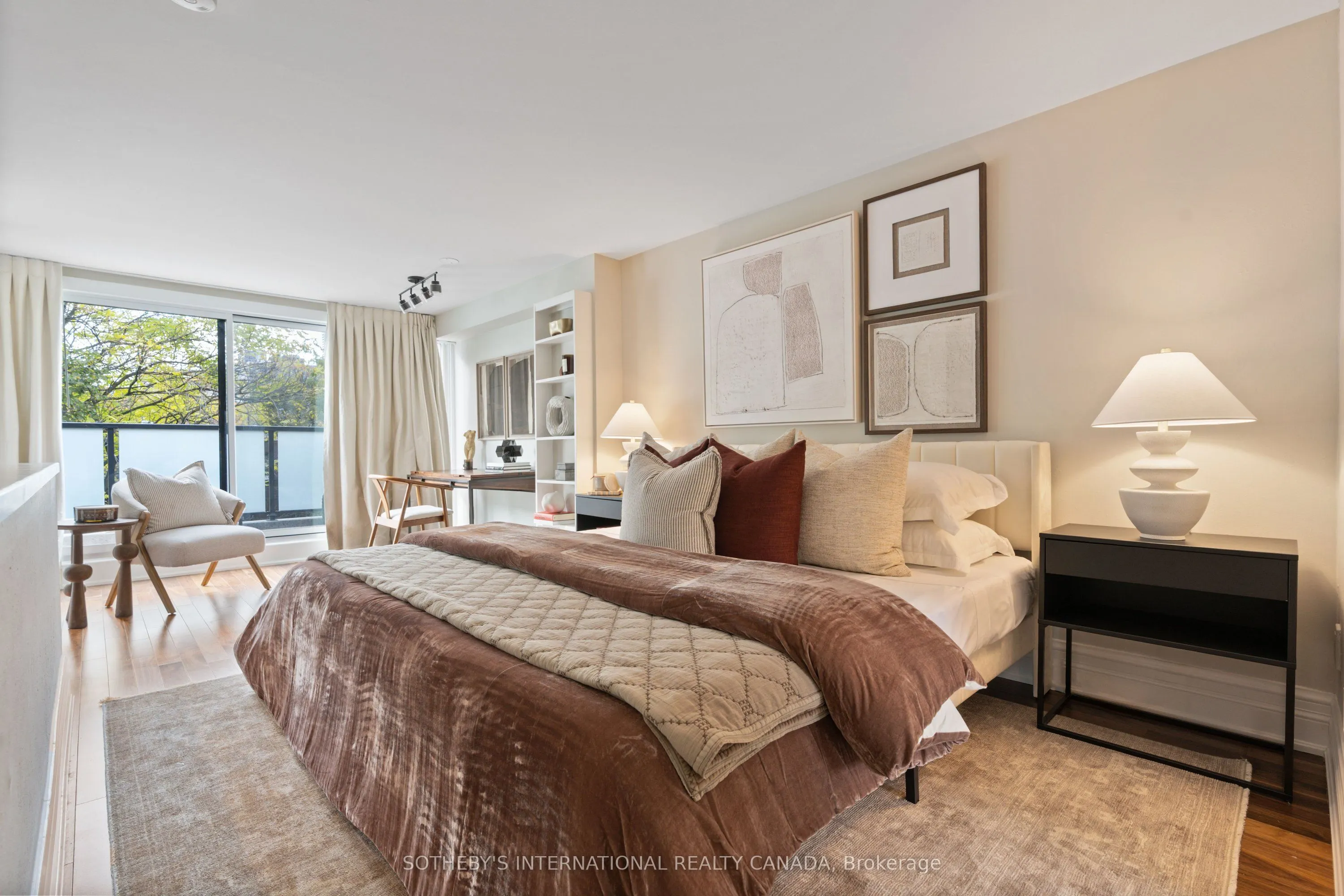 280 Sherbourne Street, #12