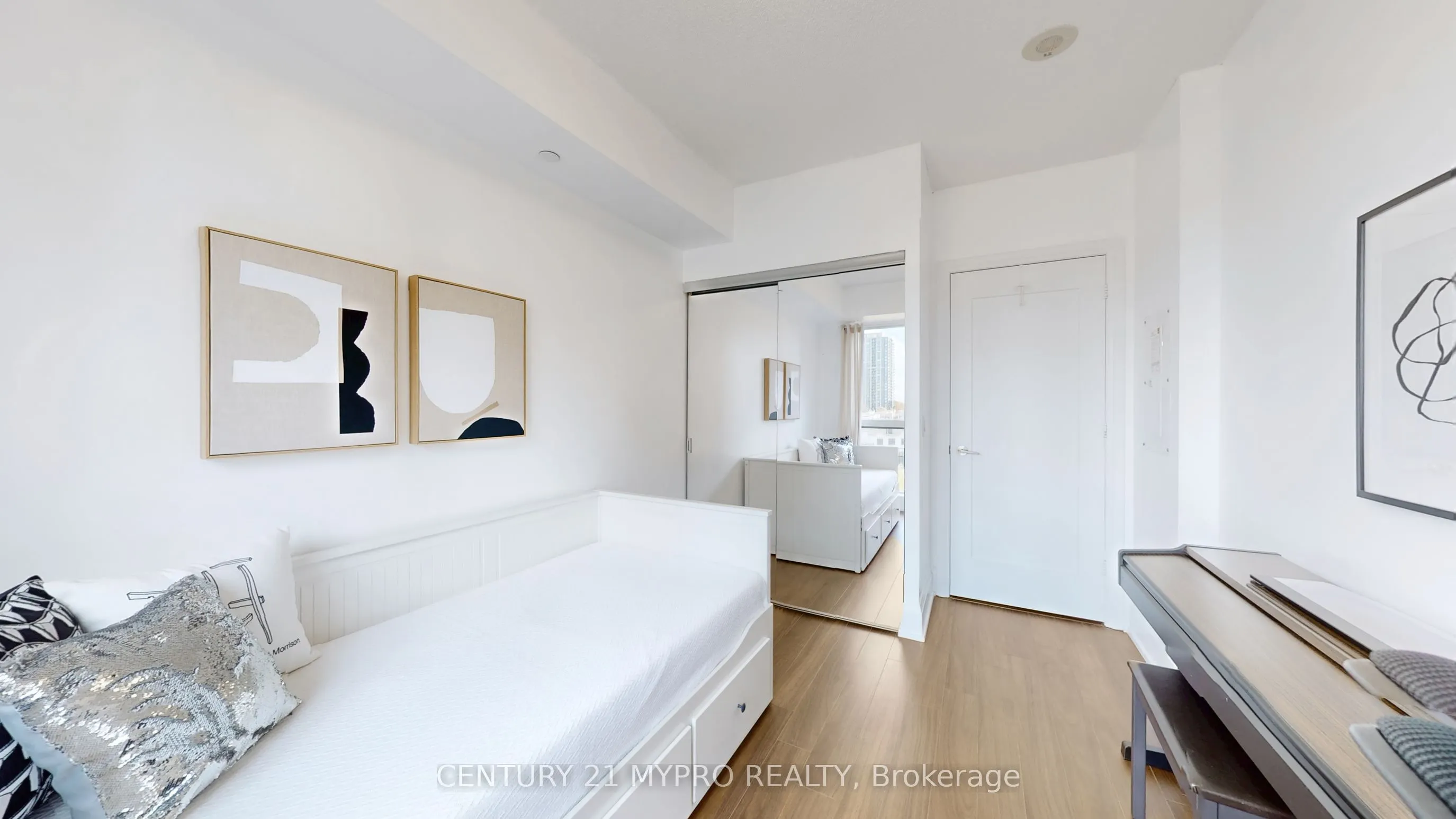 120 Harrison Garden Boulevard, #633