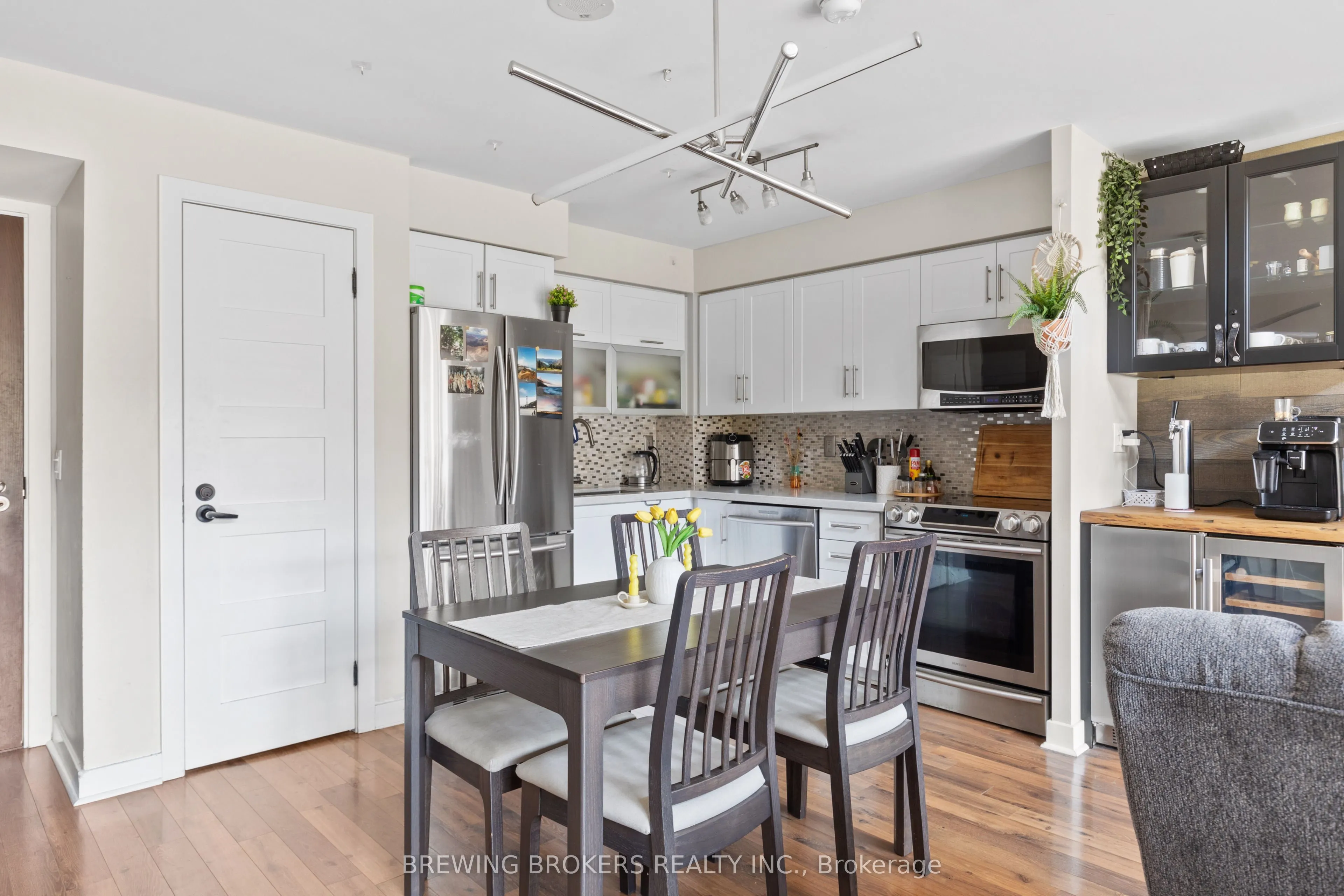 80 Western Battery Road, #210