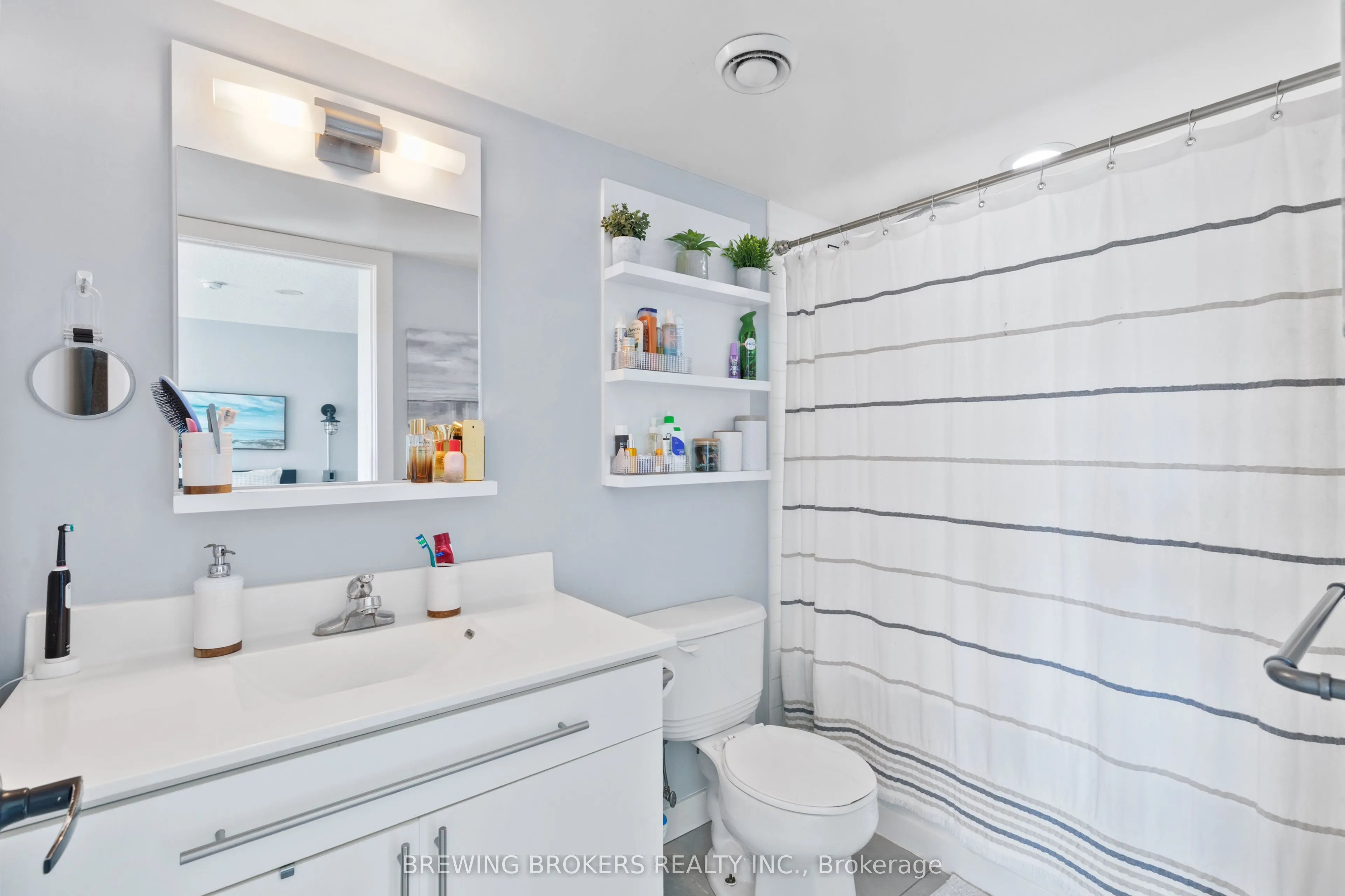 80 Western Battery Road, #210