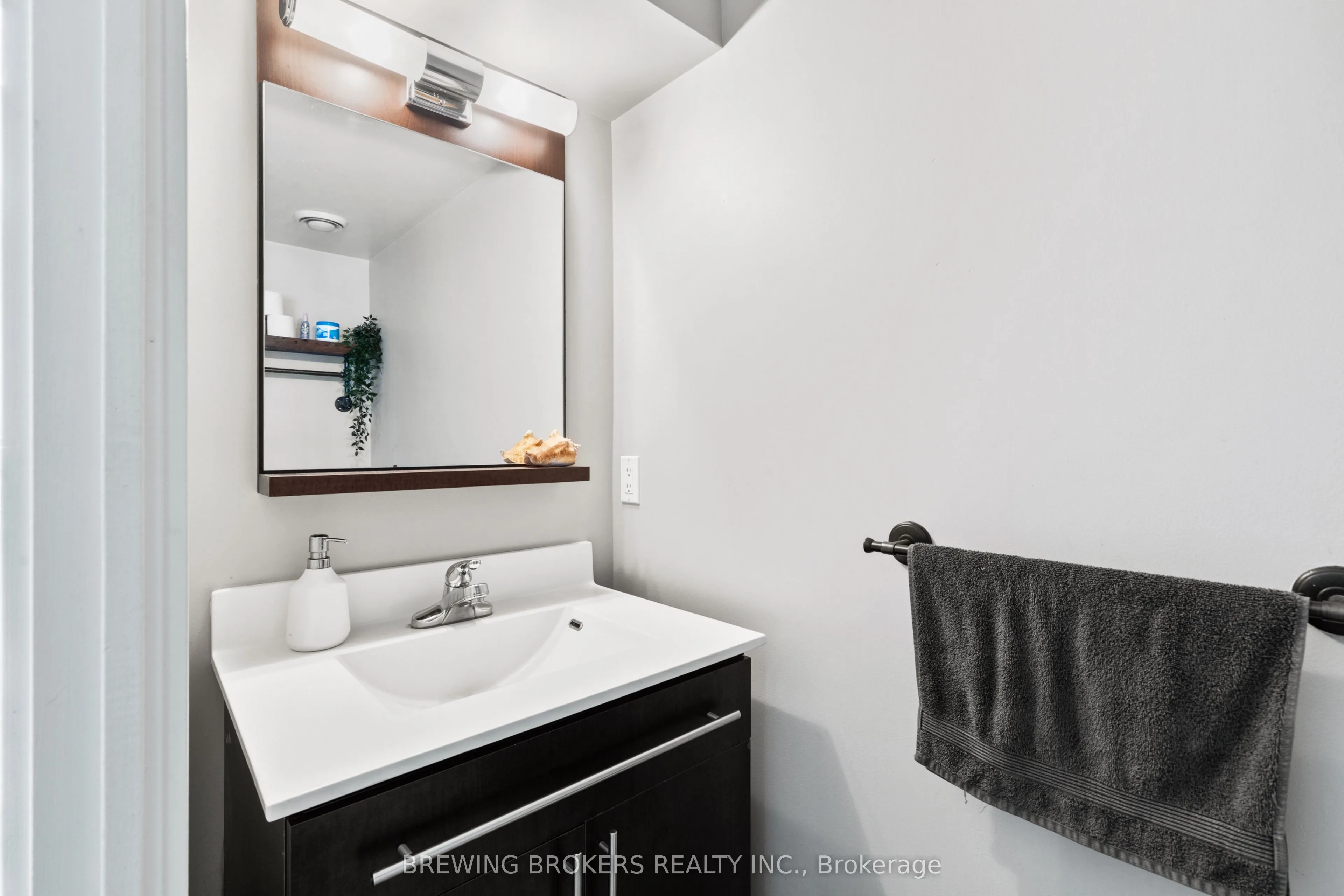 80 Western Battery Road, #210