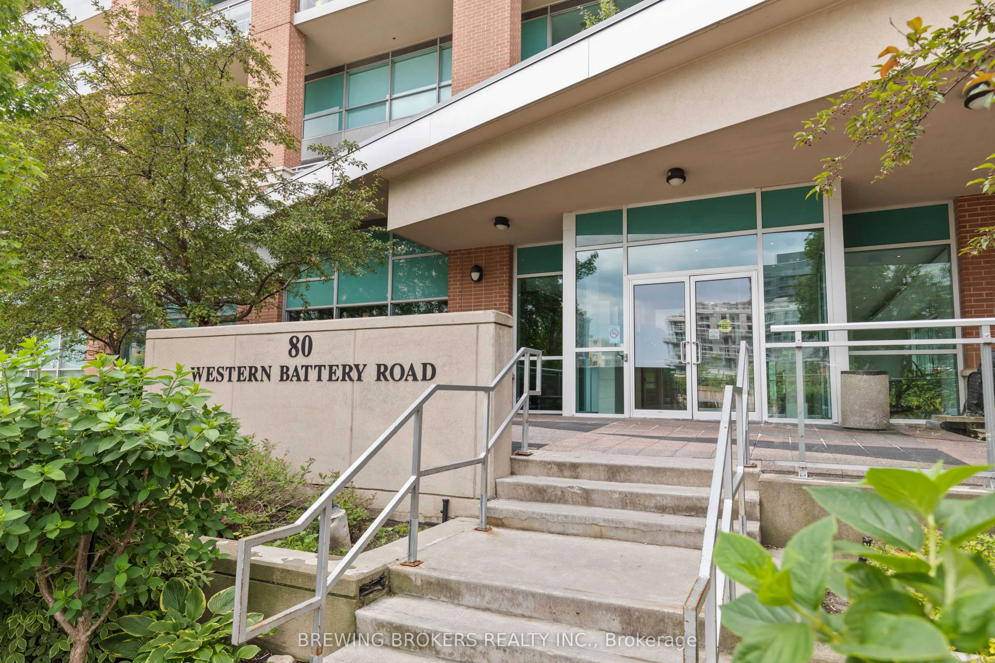 80 Western Battery Road, #210