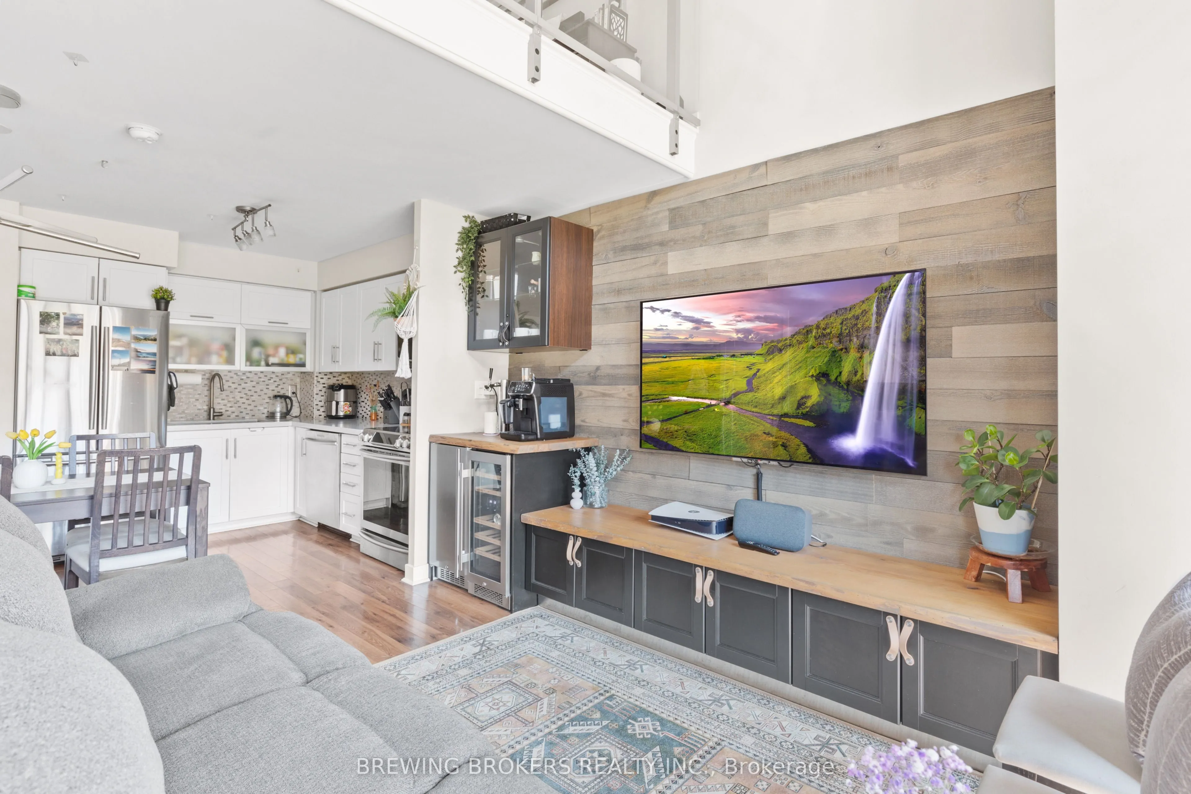 80 Western Battery Road, #210