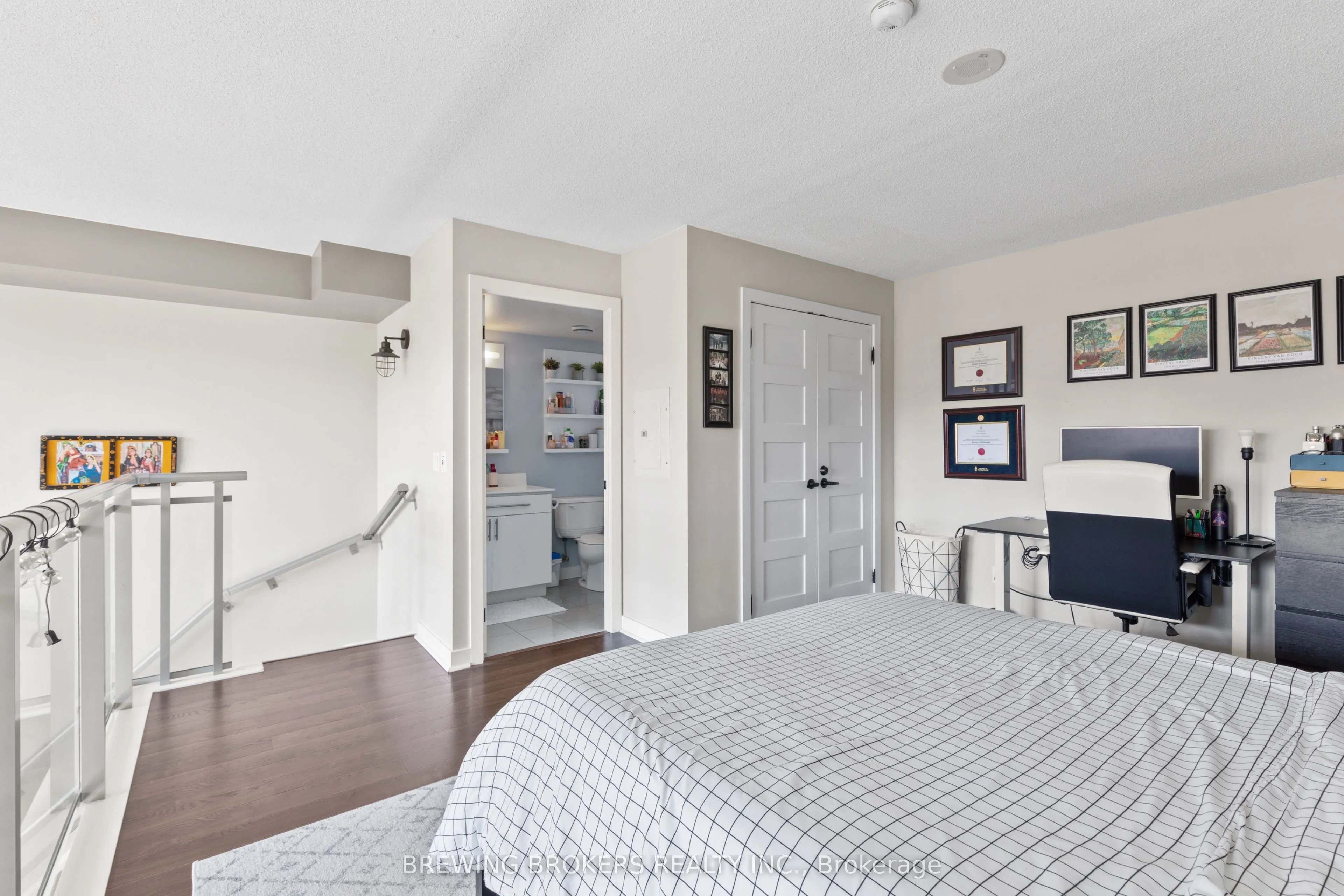 80 Western Battery Road, #210