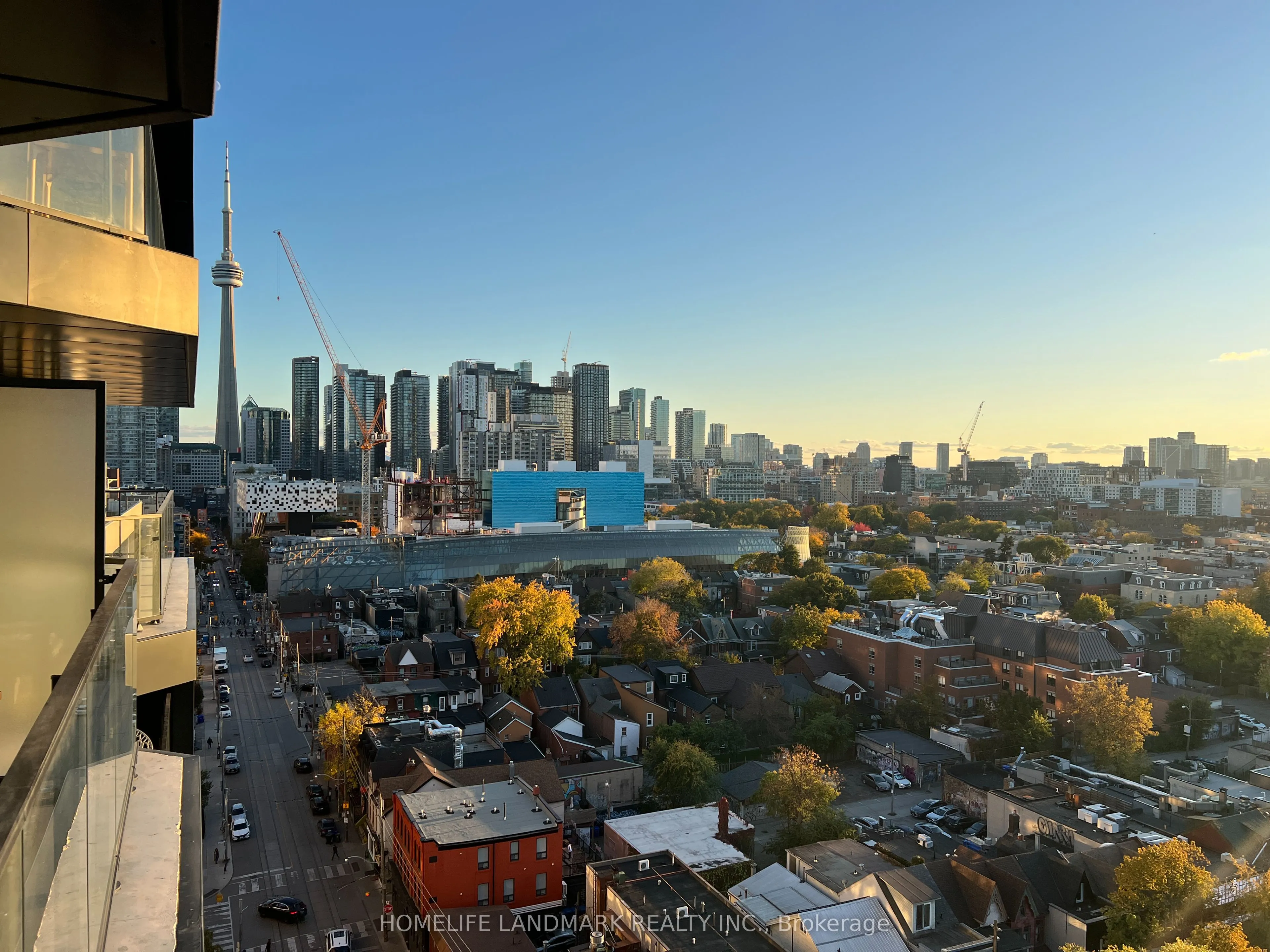 195 McCaul Street, #1314