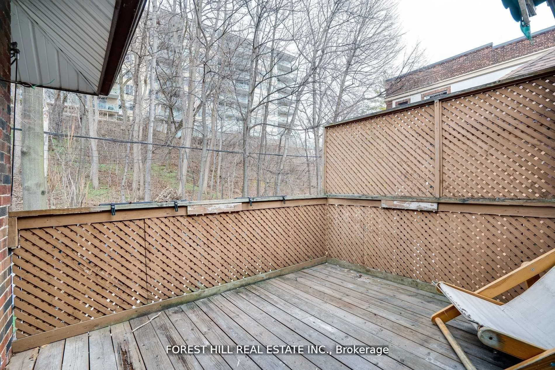 8 Poplar Plains Crescent, #Upper