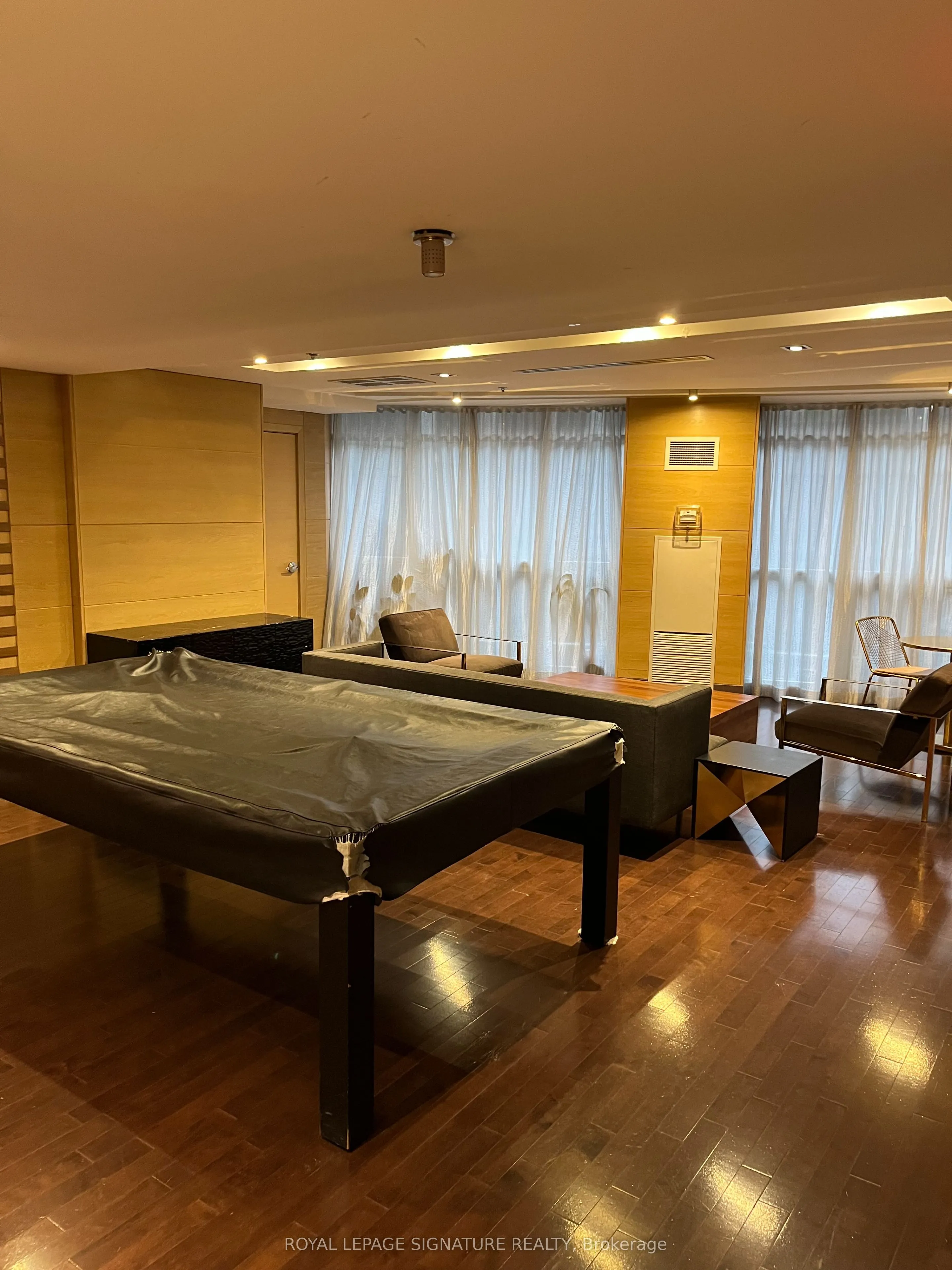 25 Carlton Street, #3005