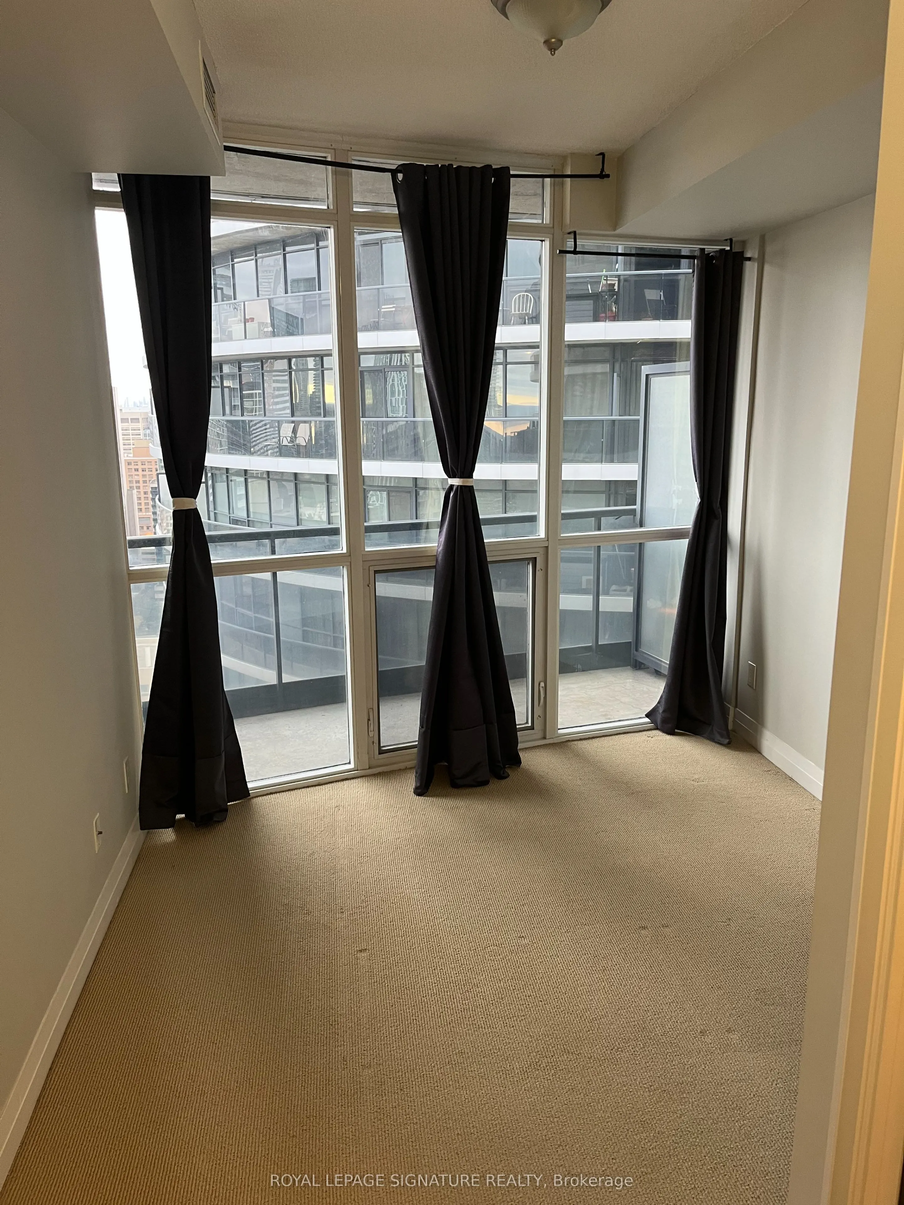 25 Carlton Street, #3005