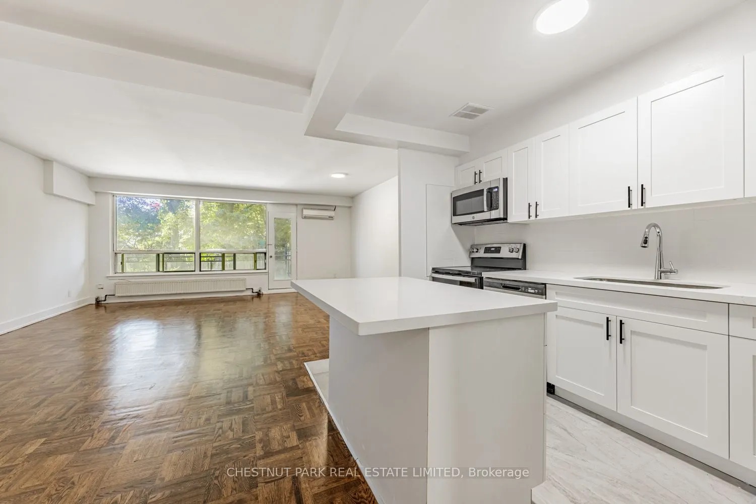 2500 Bathurst Street, #103