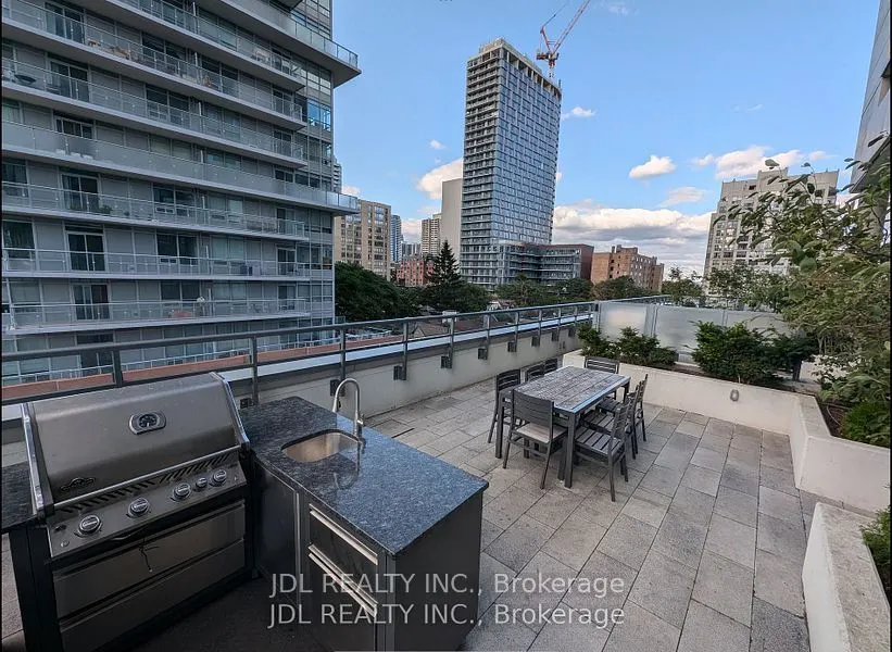 89 Mcgill Street, #2410